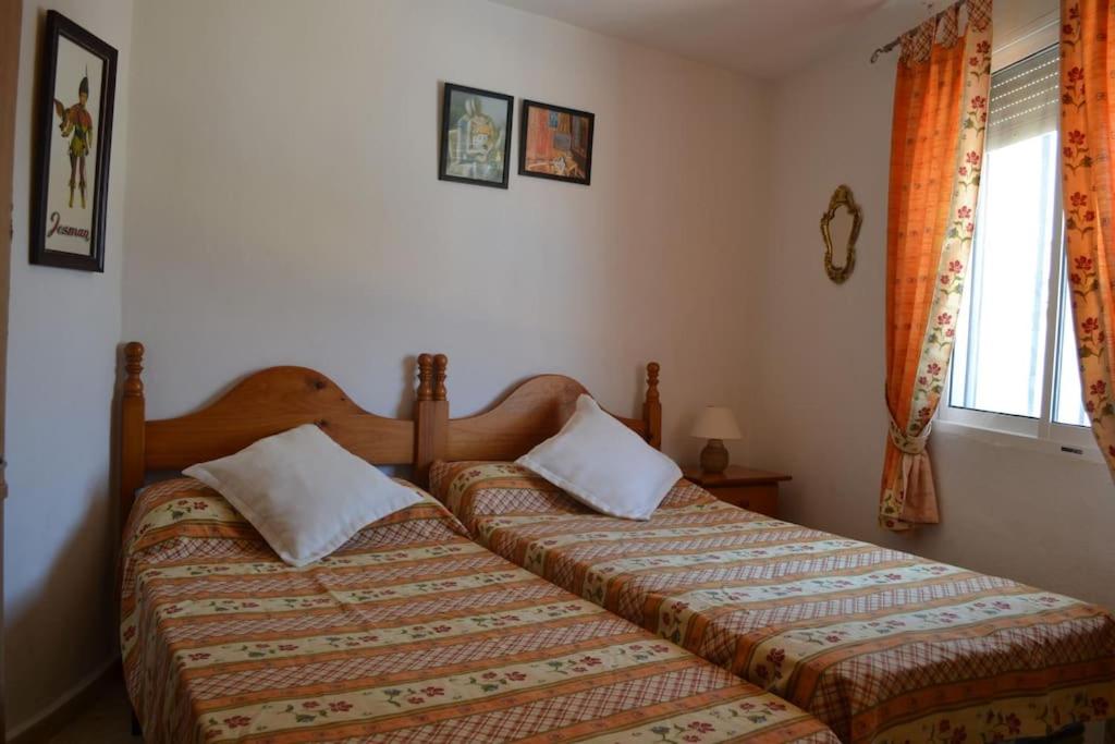 Casa de cuatro habitaciones