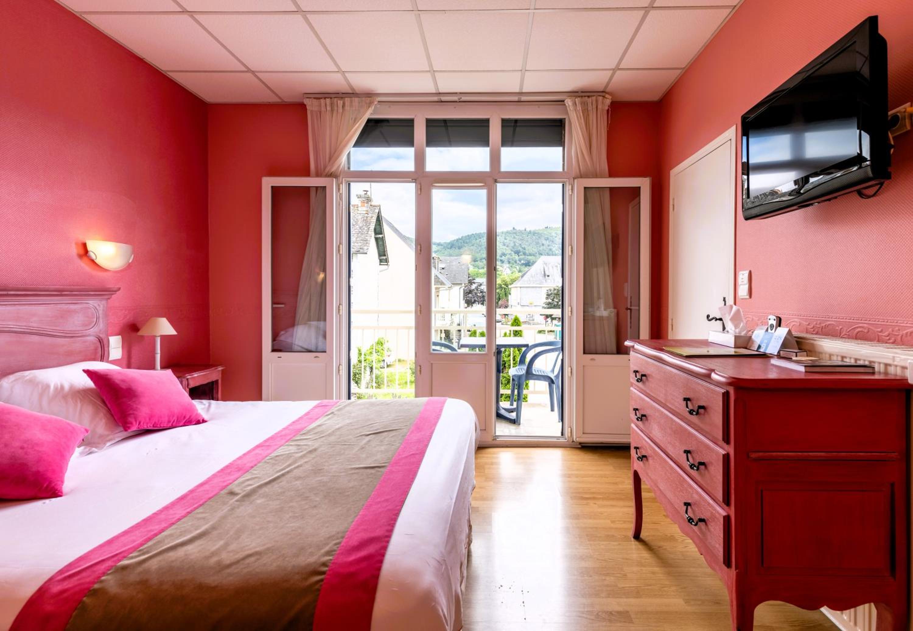 Double Room with Shower - Photo 3