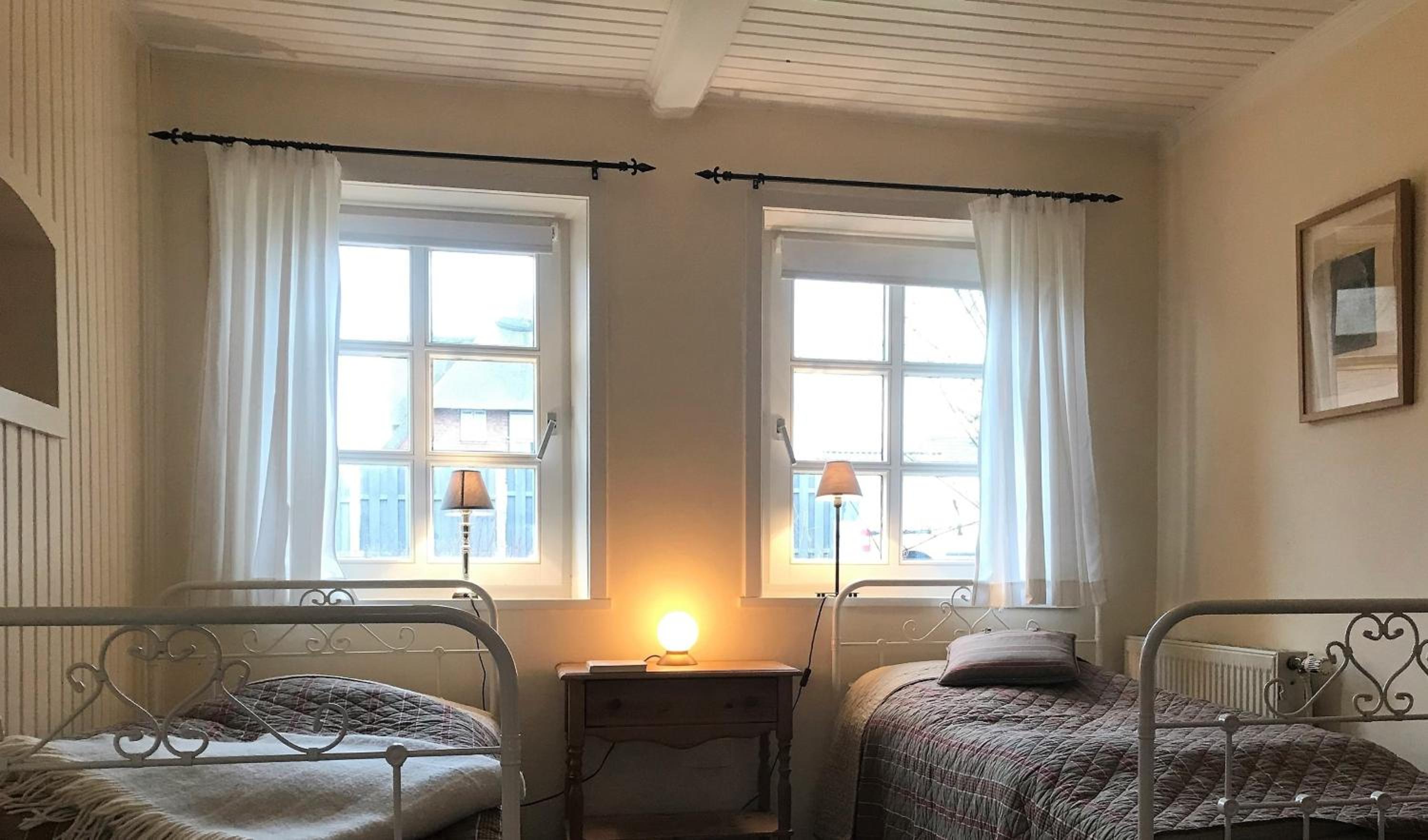 Apartment photo 2