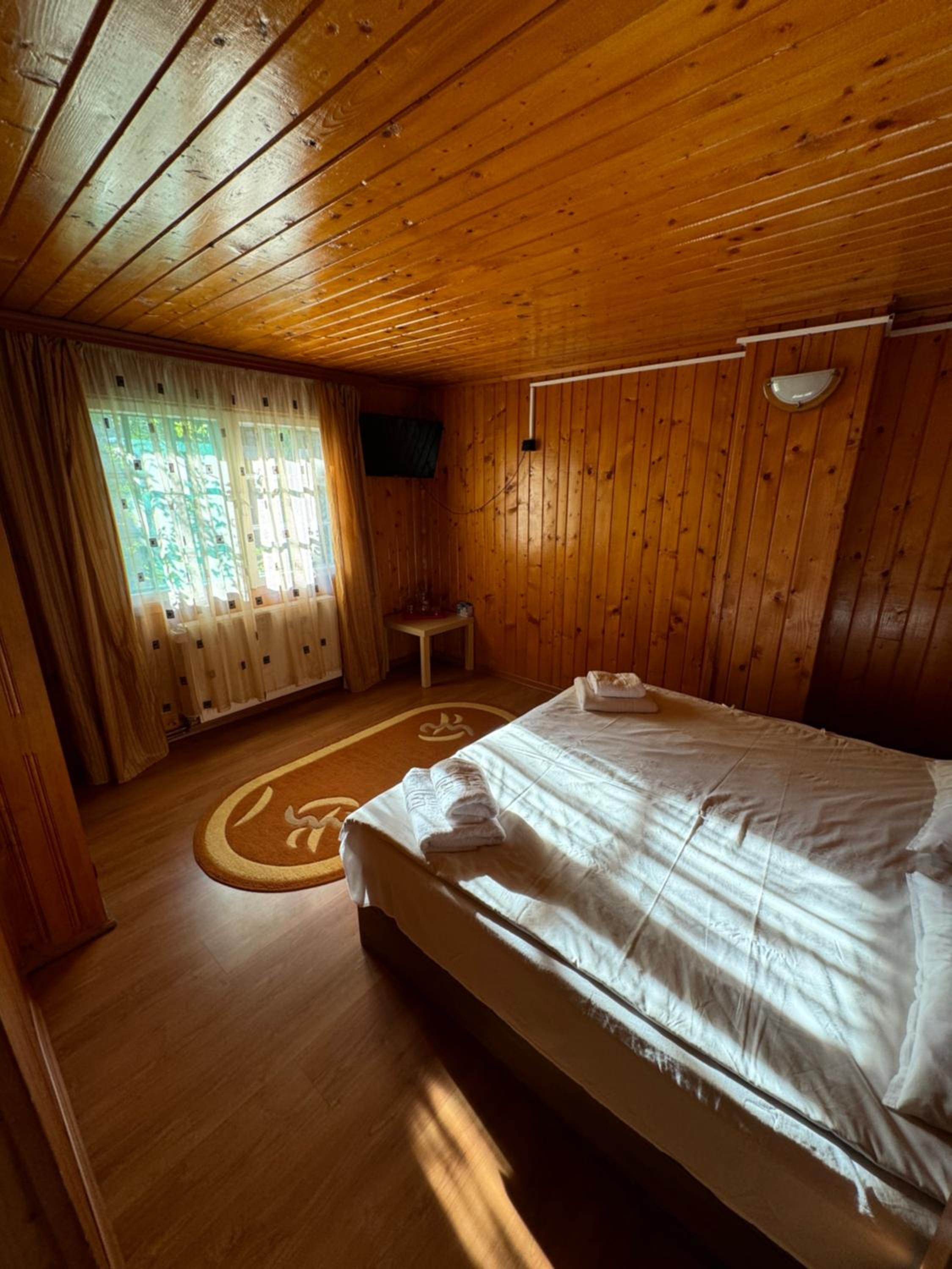 Four-Bedroom House photo 3
