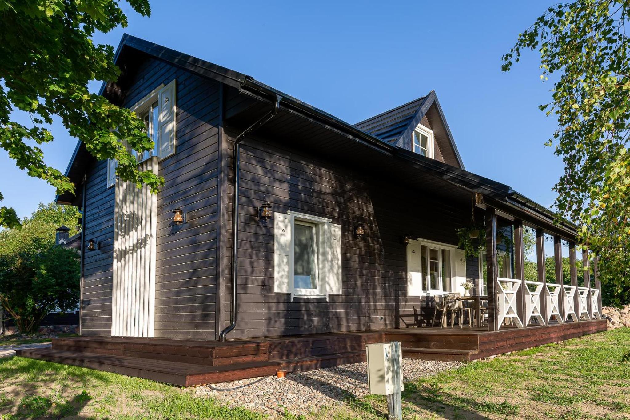 Villa photo 3