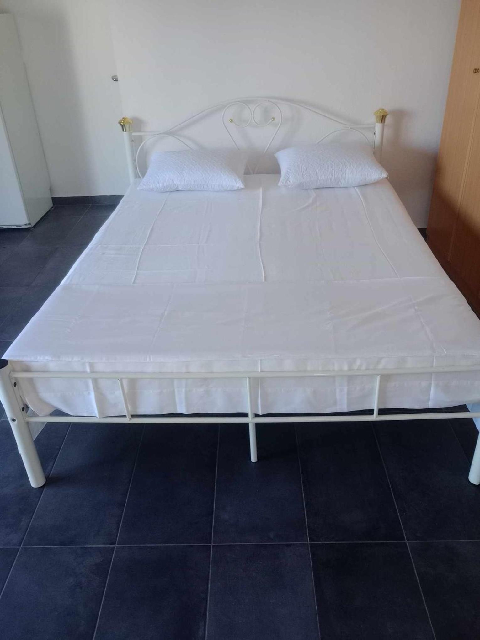 Deluxe Double Room (2 Adults + 1 Child) photo 1