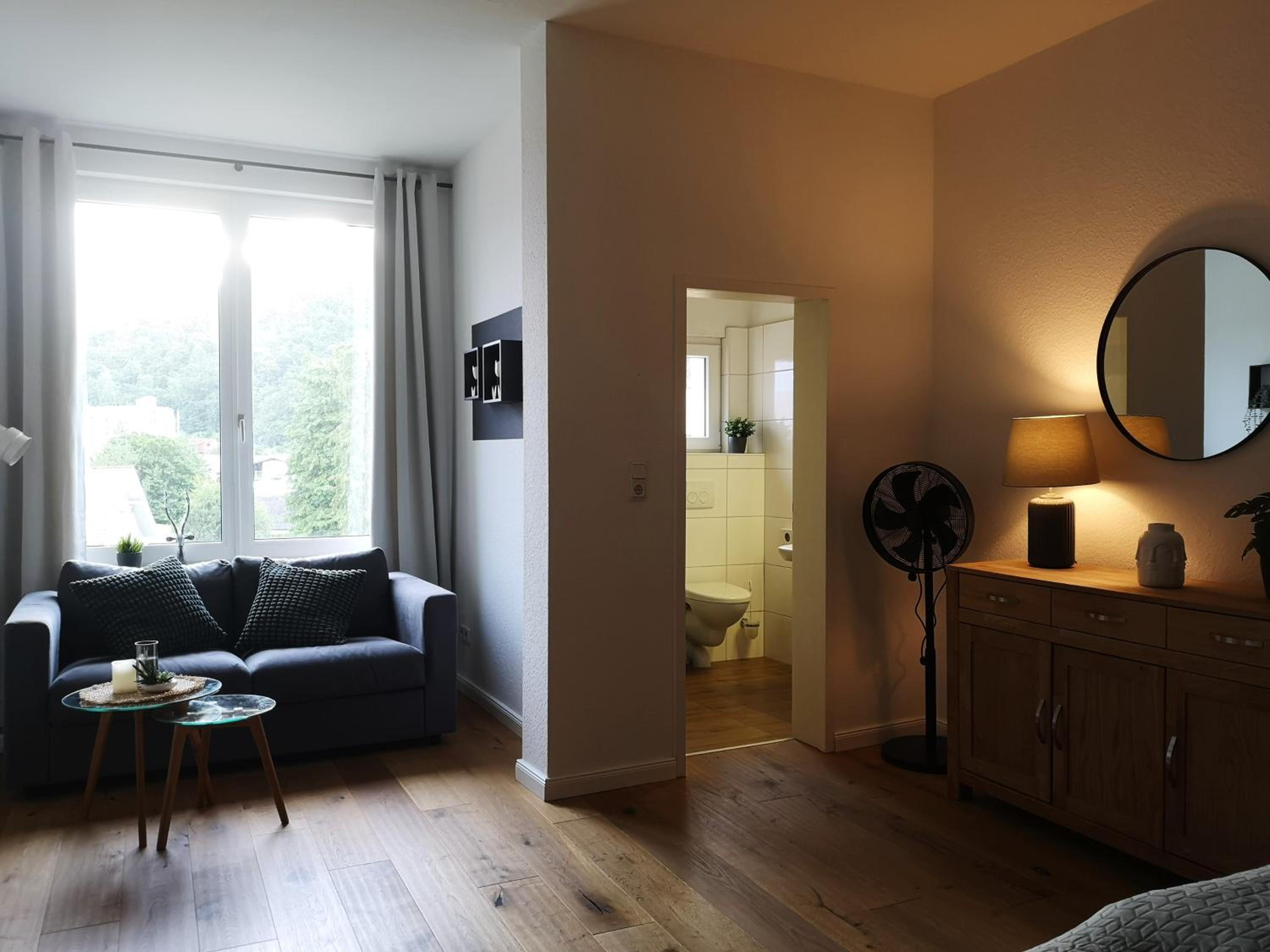 One-Bedroom Apartment photo 1