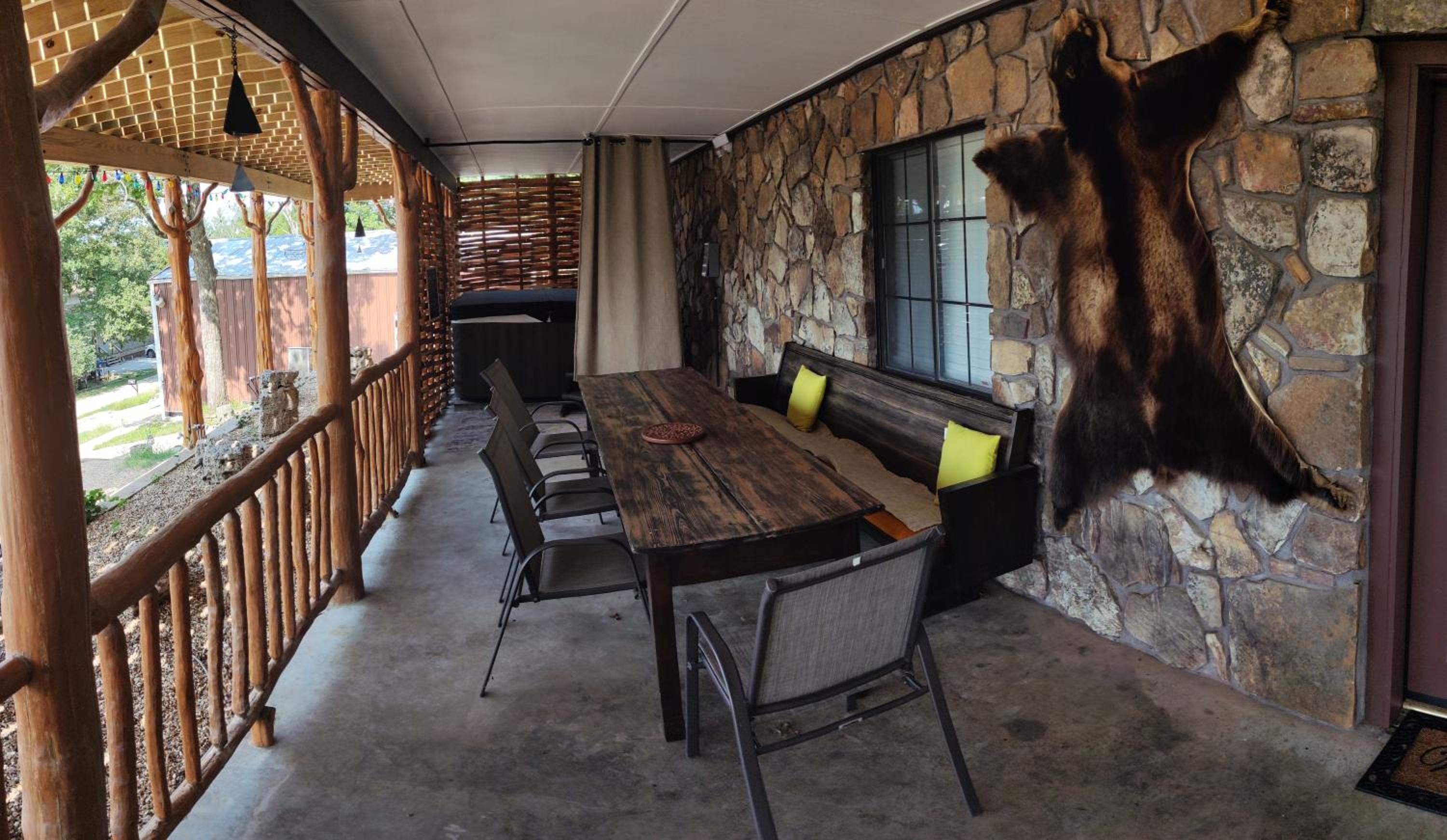 Apartment with Terrace - Photo 28