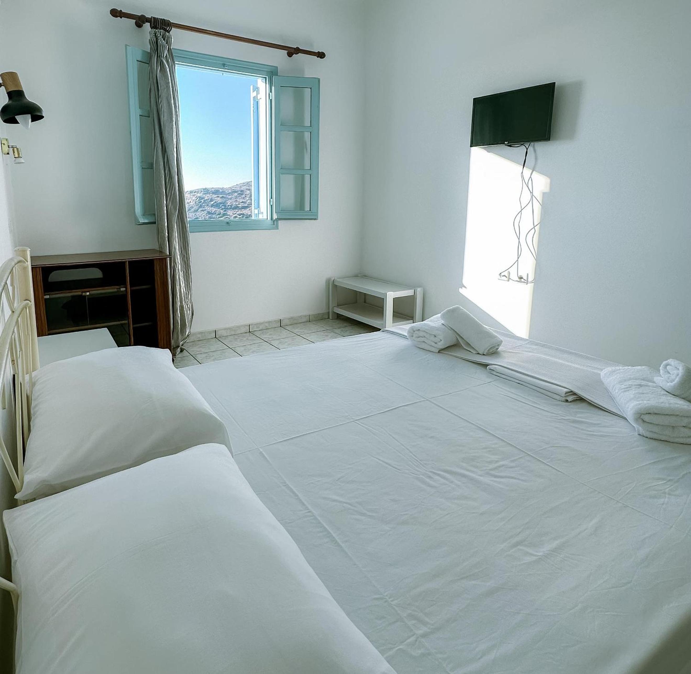 Budget Double Room - Photo 1
