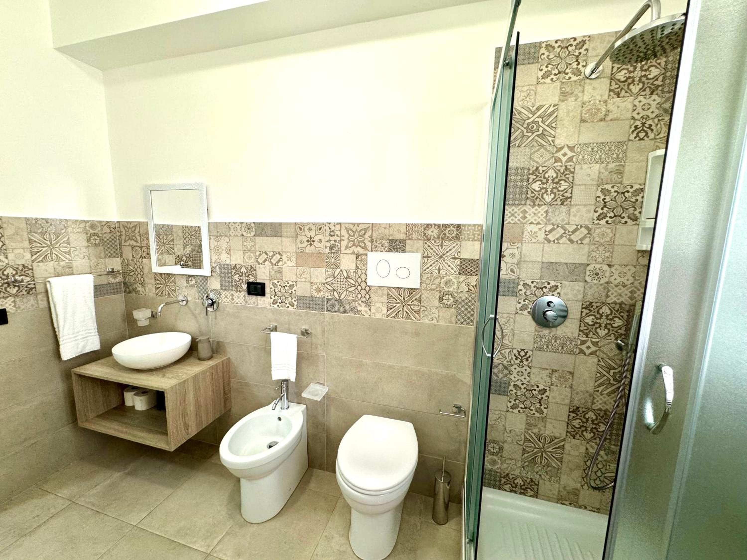 Triple Room with Private Bathroom photo 2