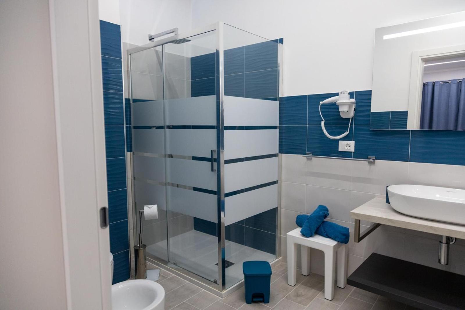 Deluxe Double or Twin Room photo 3