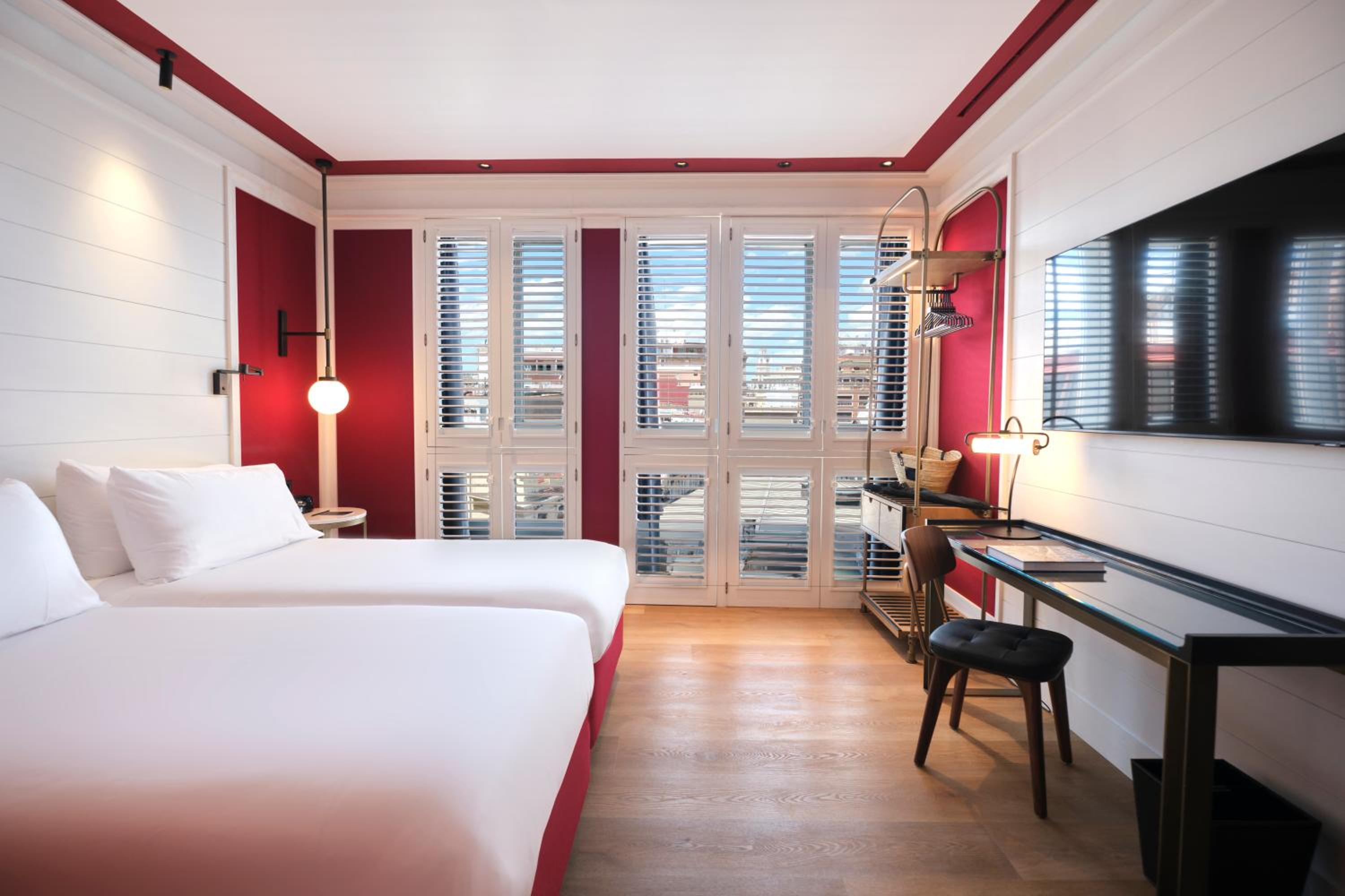 Standard Double Room - Photo 3