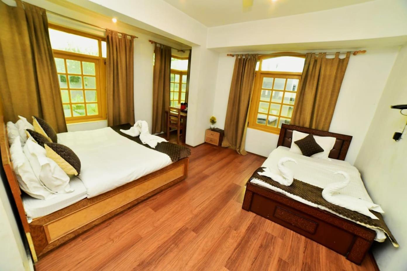 Deluxe Triple Room