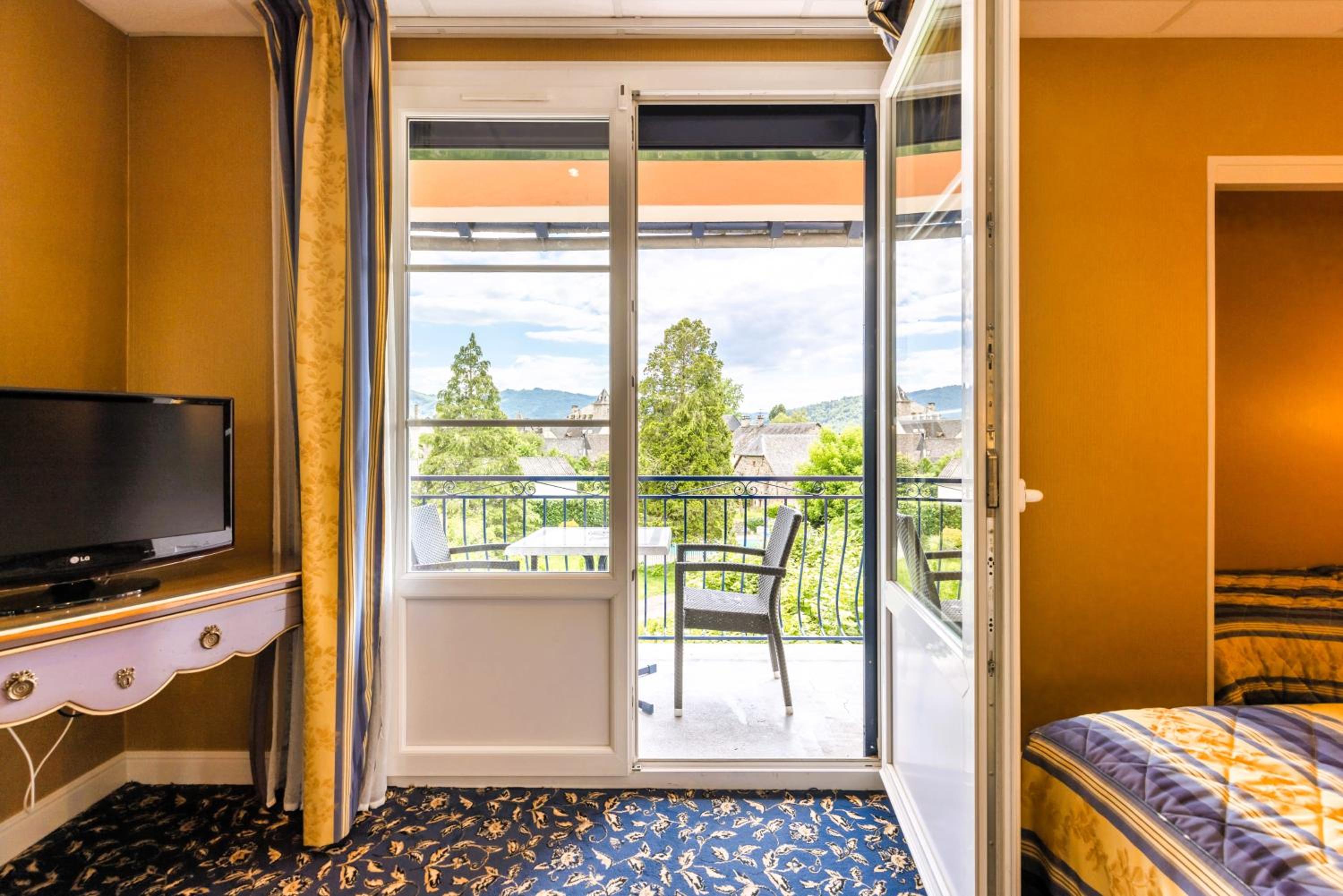 Superior Double Room - Photo 3