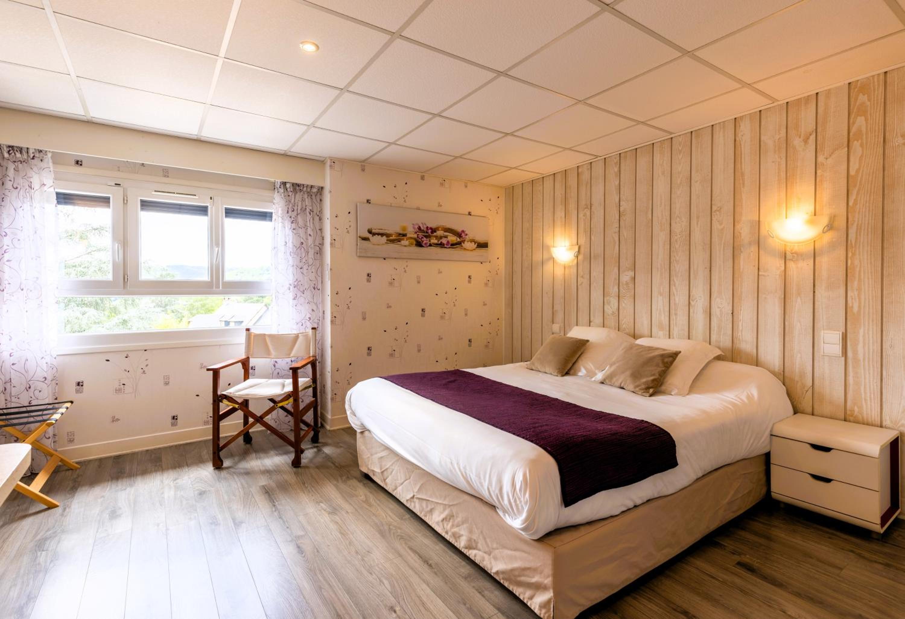 Double Room with Shower - Photo 13