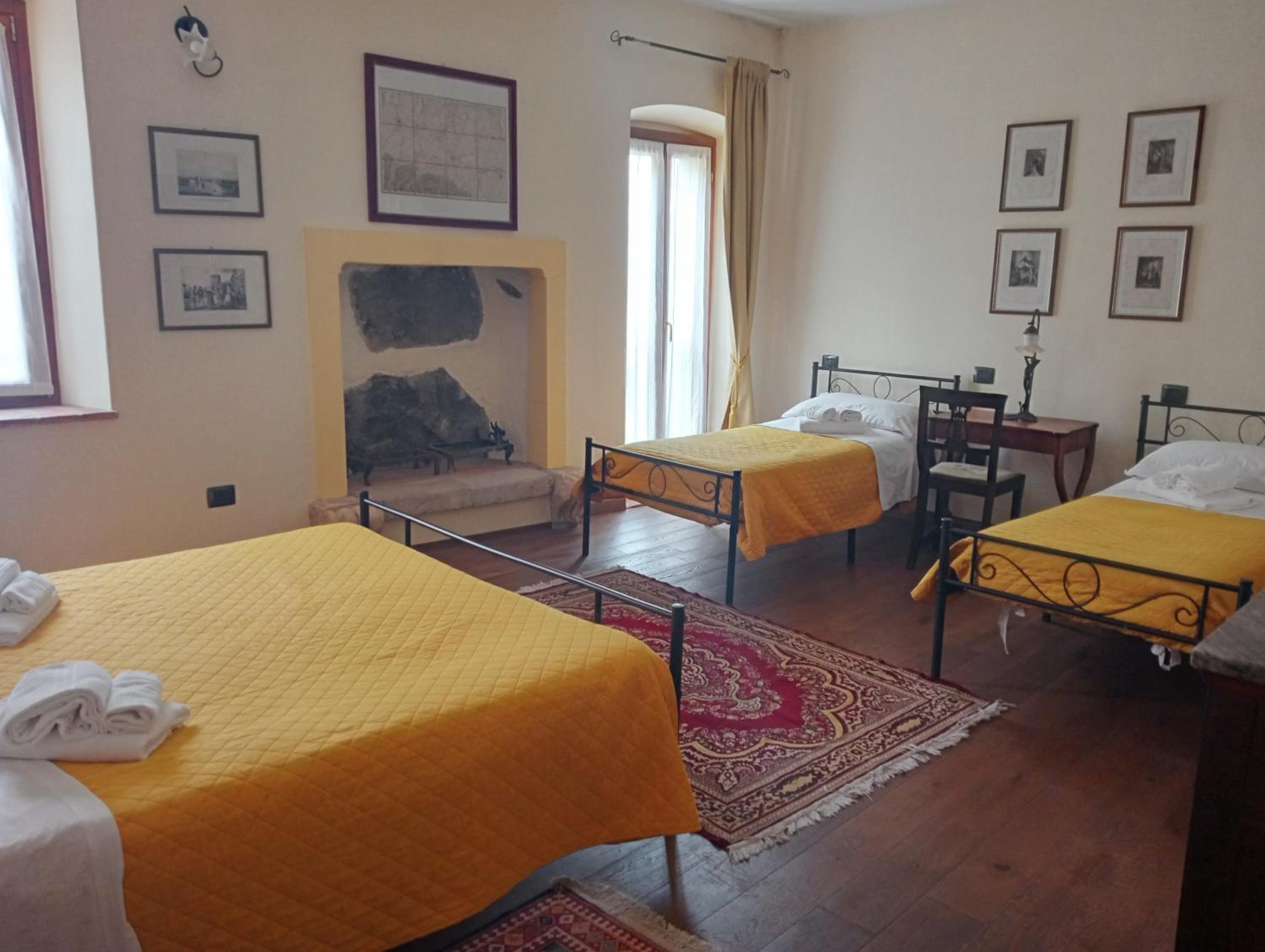 Deluxe Quadruple Room photo 3