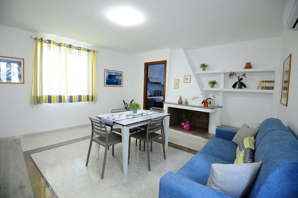 Two-Bedroom Apartment photo 2