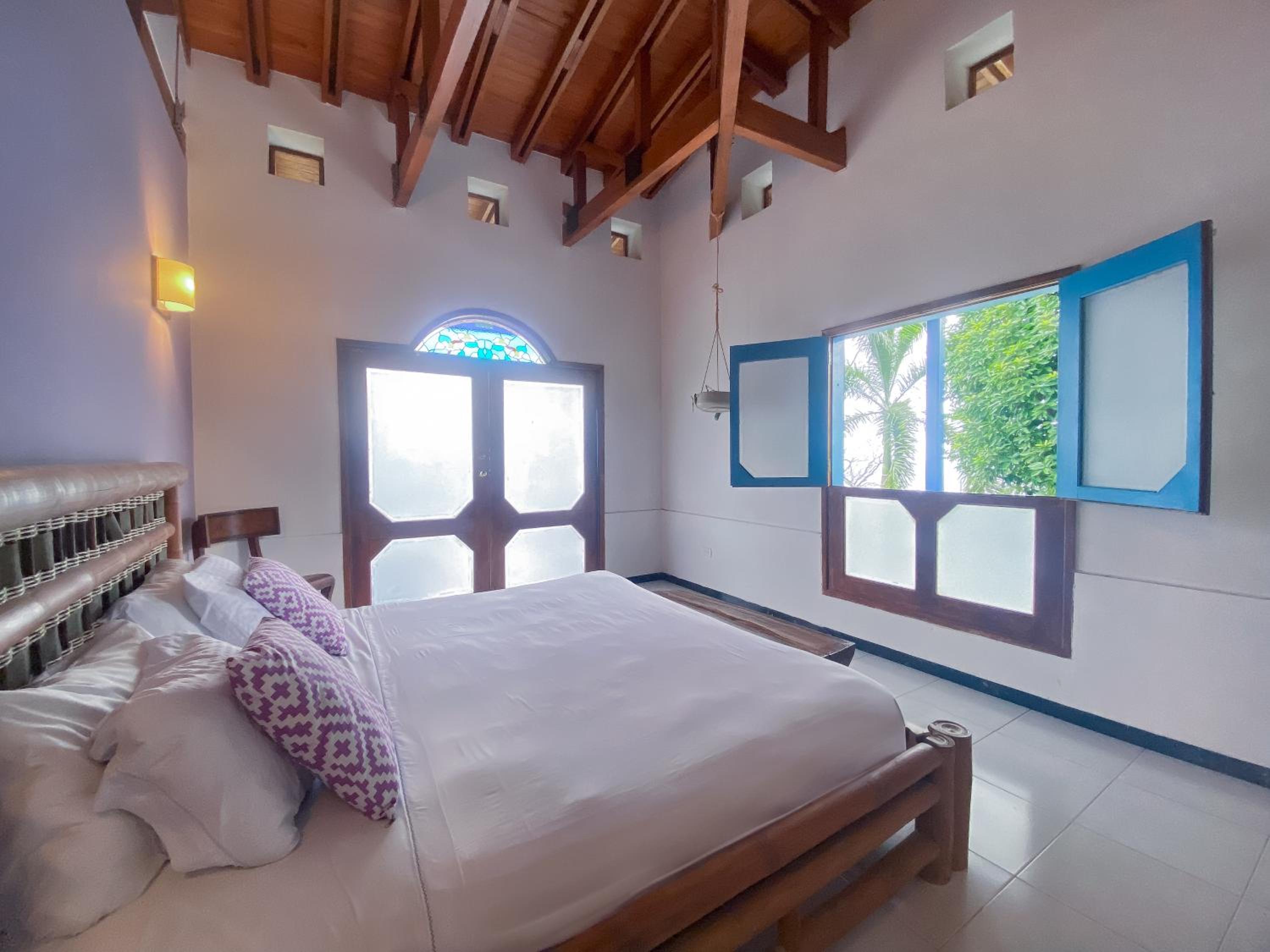 Deluxe Double or Twin Room with Mountain View photo 3
