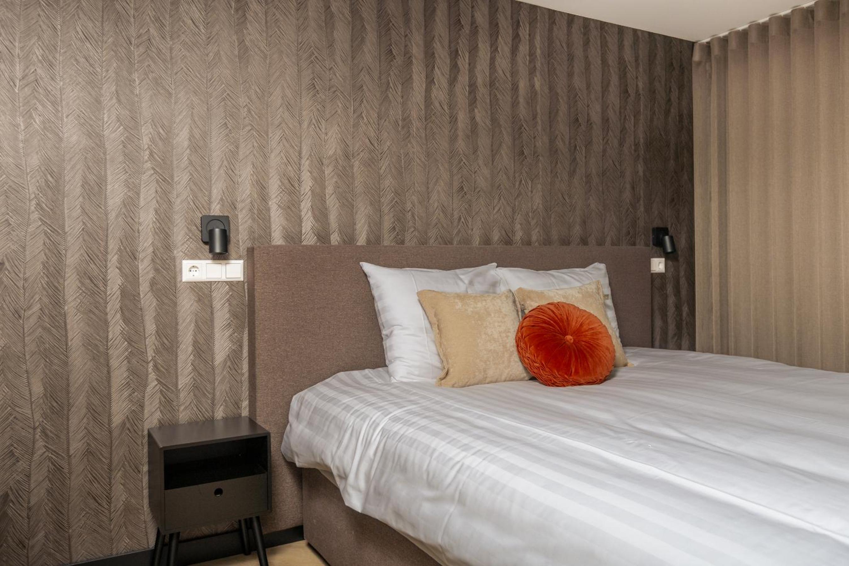 Deluxe Double Room - Photo 1