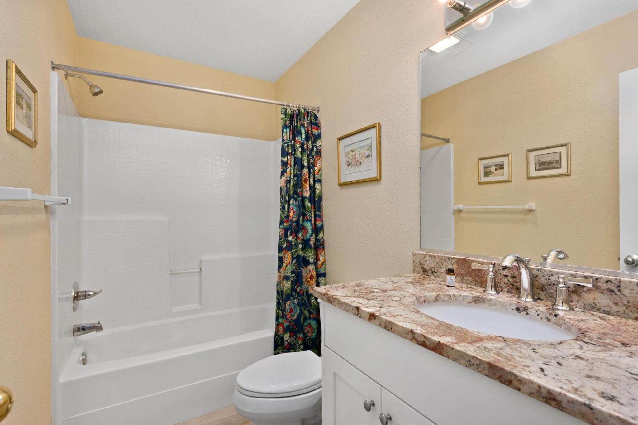 Six-Bedroom Holiday Home photo 2