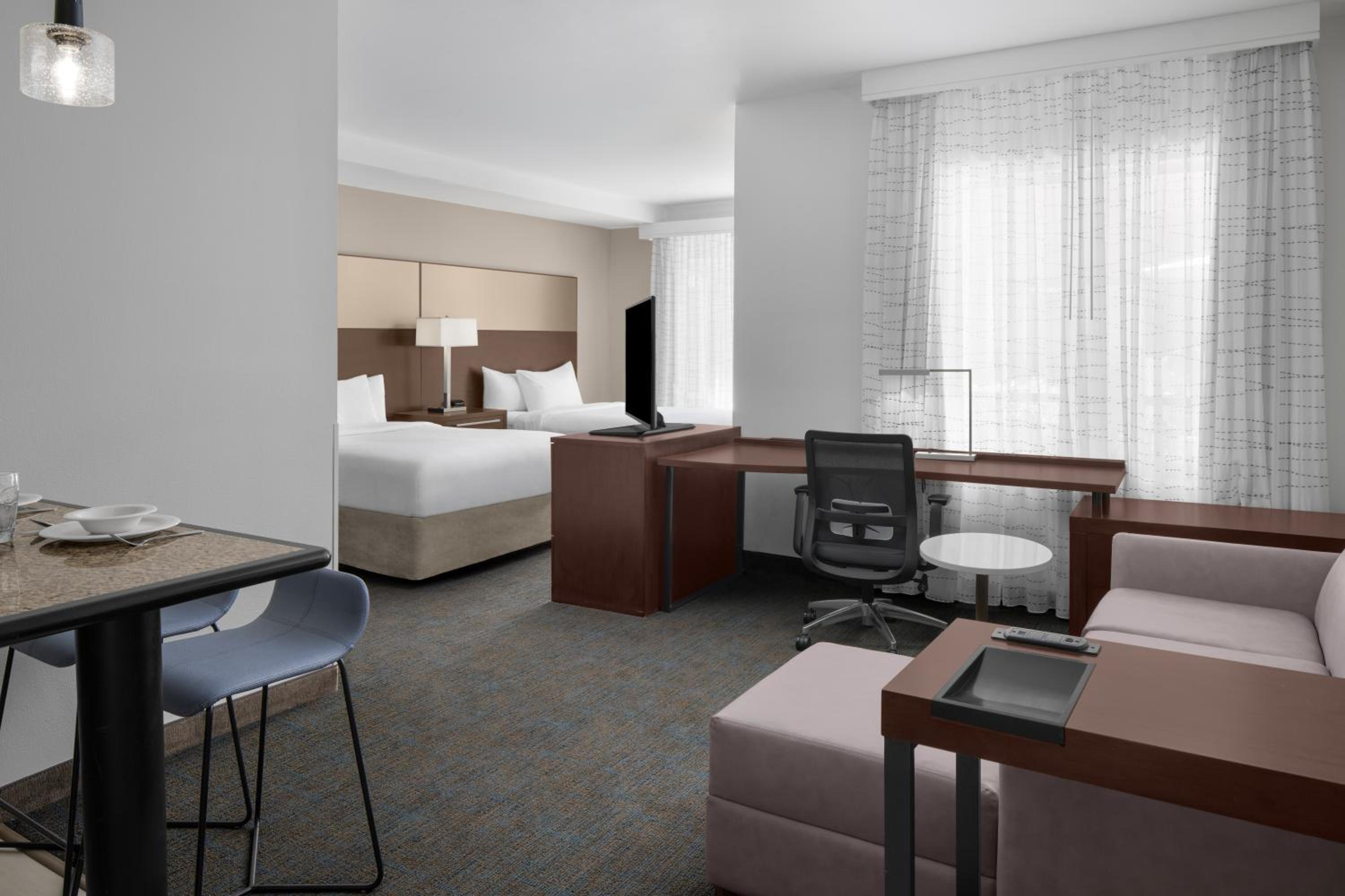 Studio Suite with Two Queens, Sofa Bed - Non-Smoking photo 1