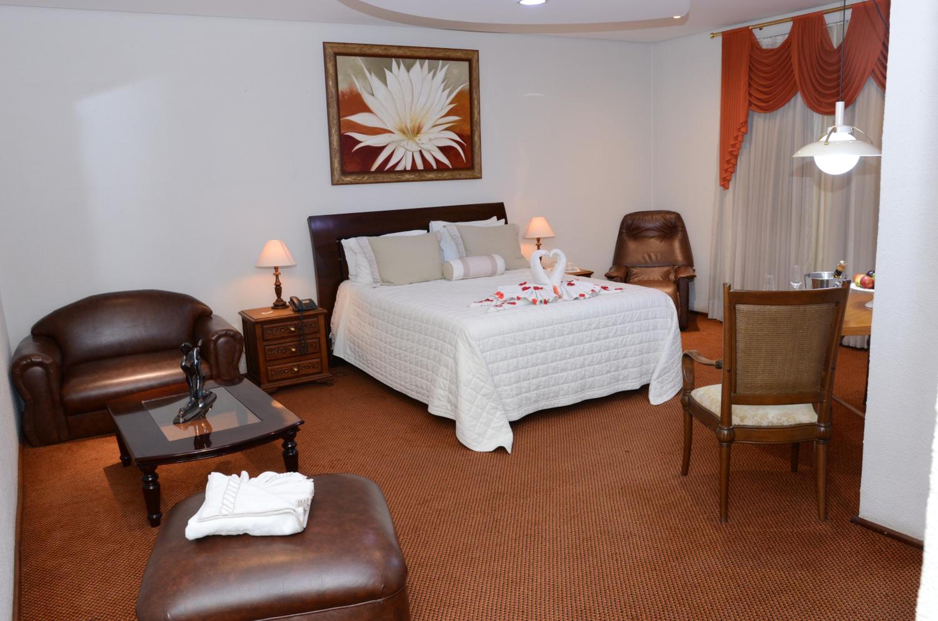 Deluxe Suite photo 3