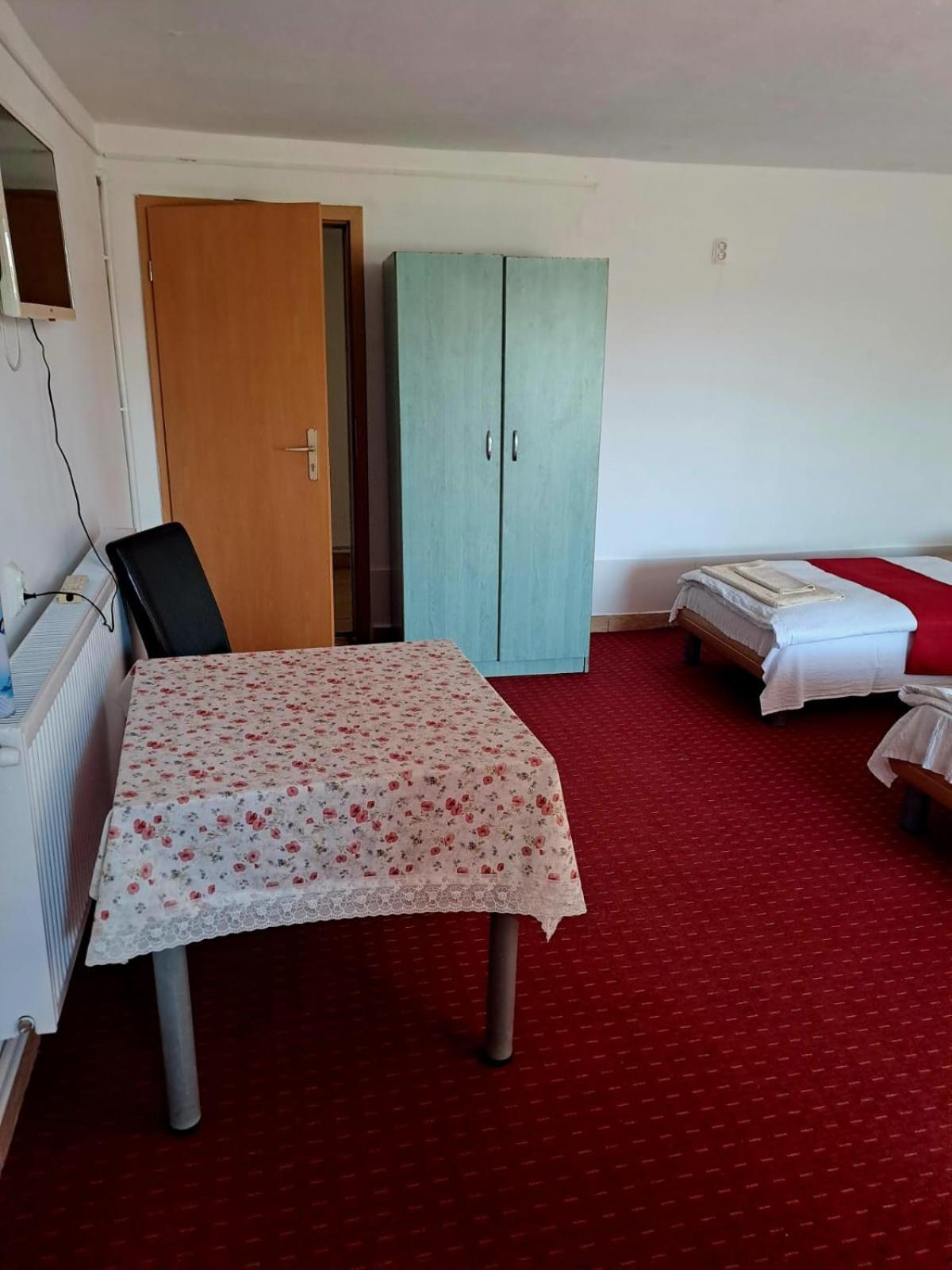 Quadruple Room photo 1