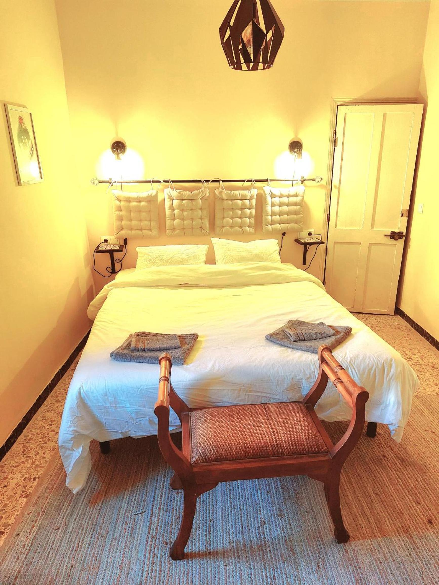 Habitación Doble con Baño Privado