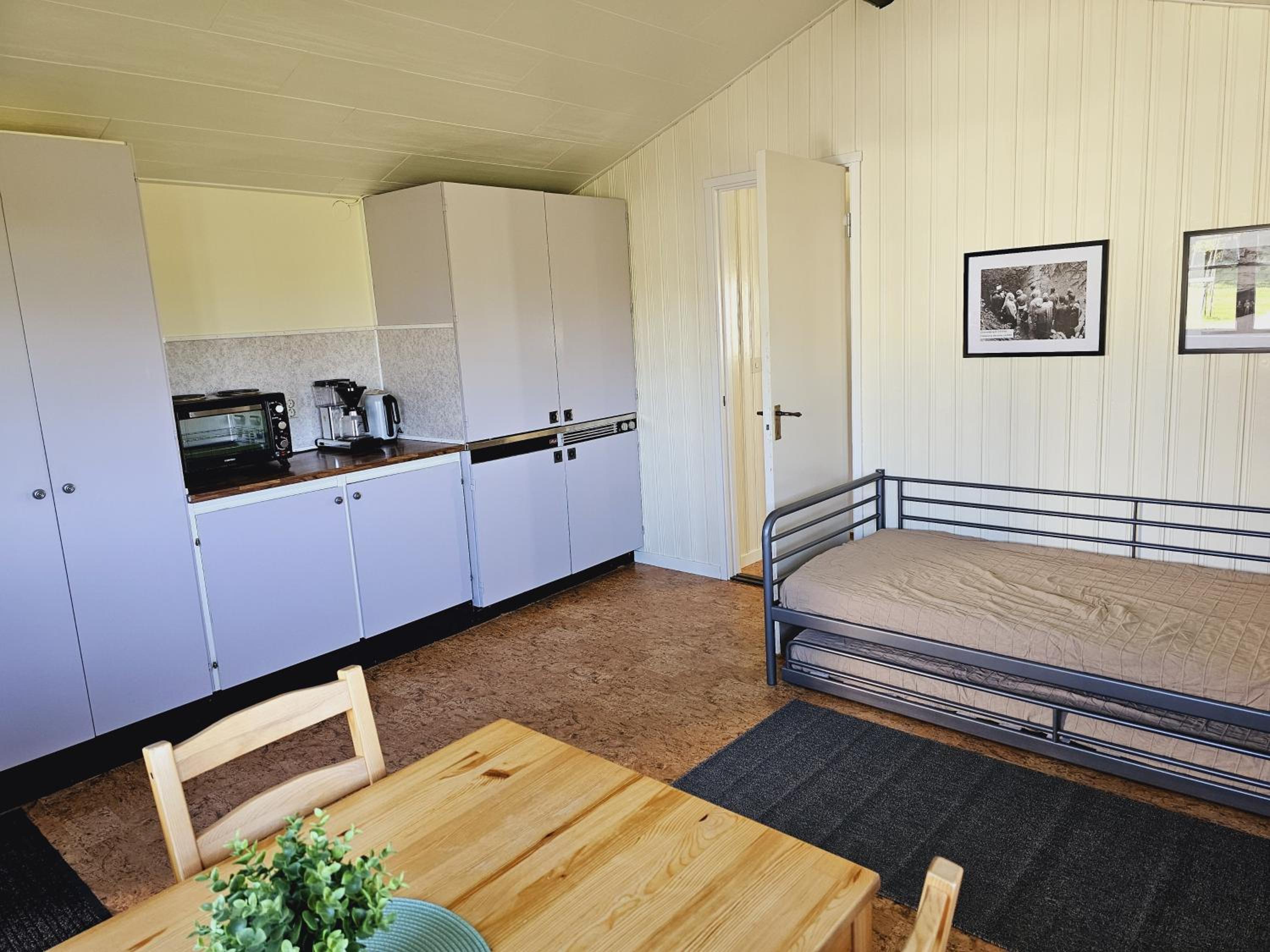 One-Bedroom House photo 3
