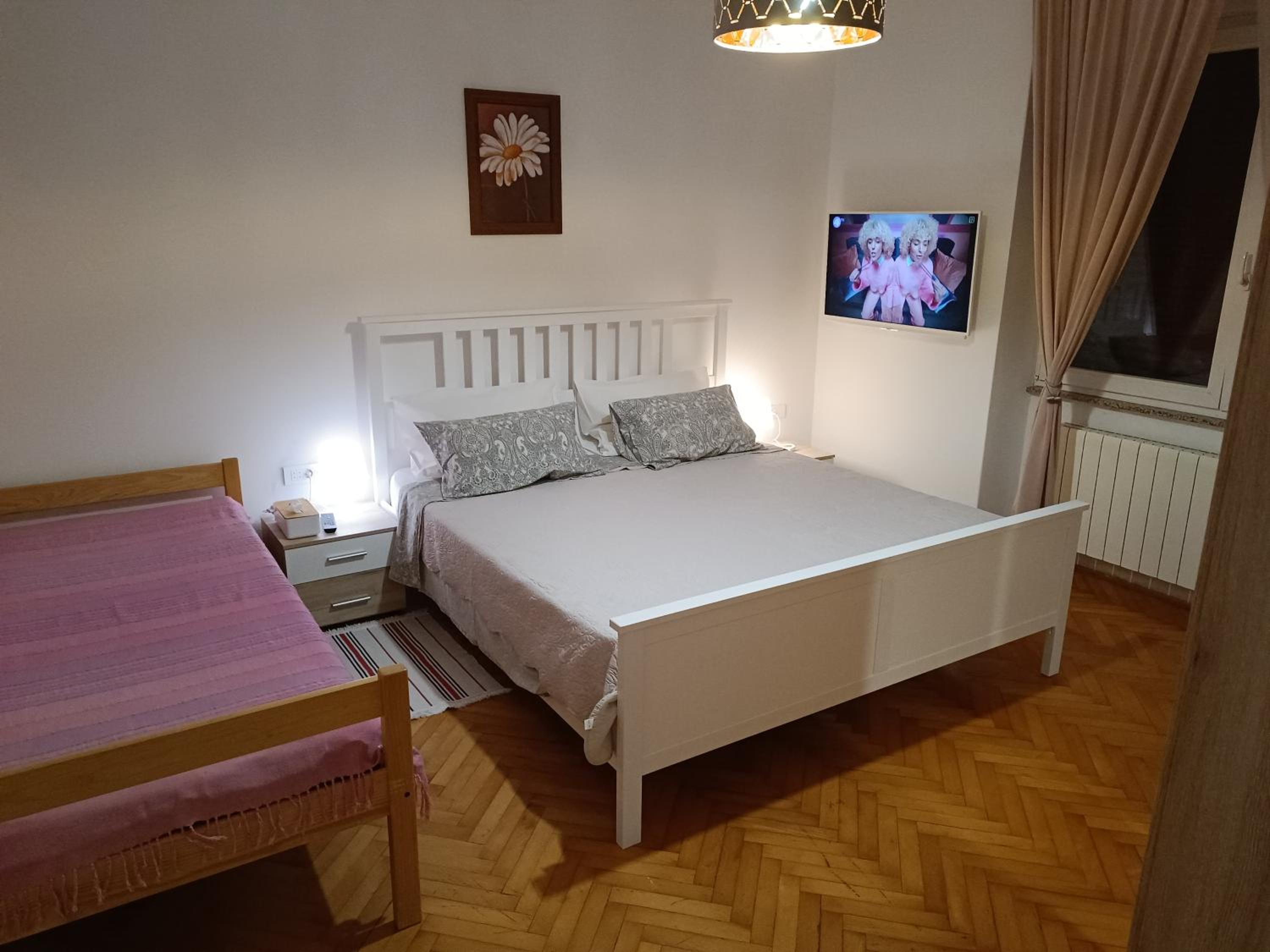 Apartment with Balcony photo 1