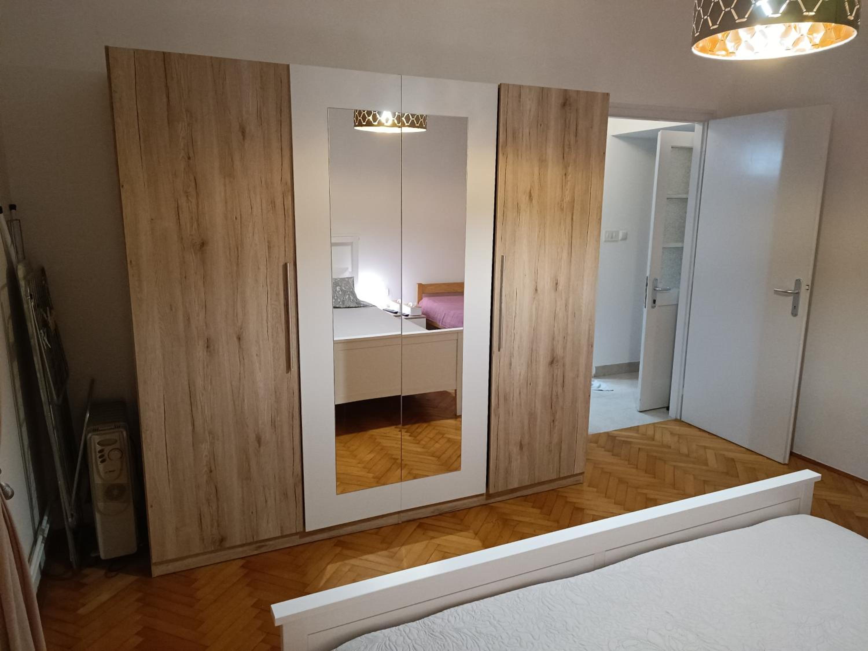 Apartment with Balcony photo 3