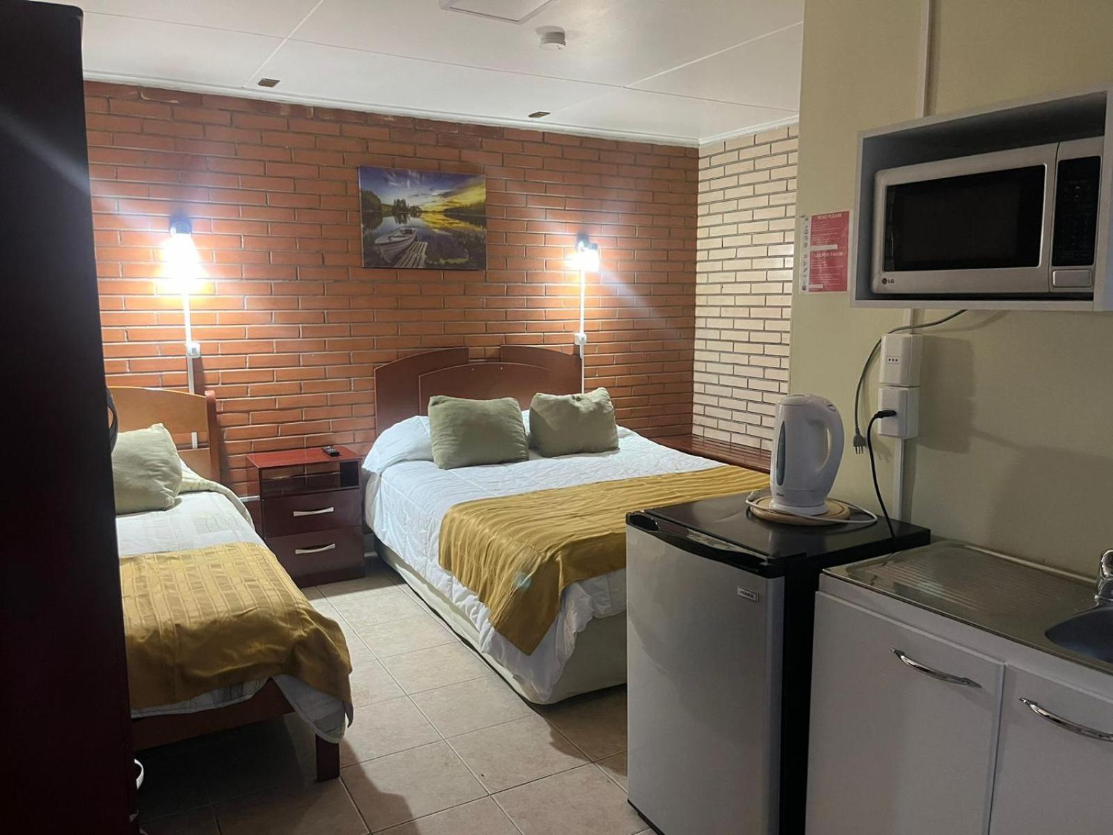 Deluxe Triple Room photo 2