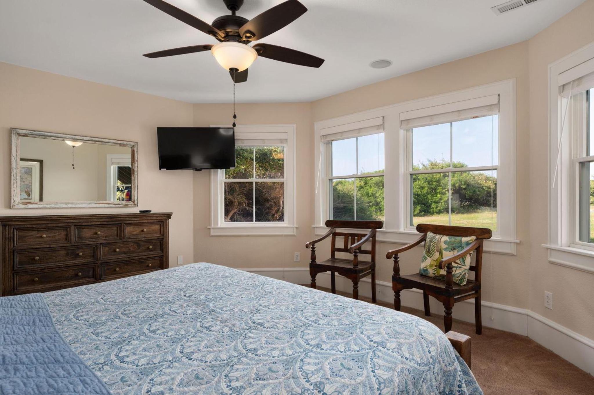 Seven-Bedroom Holiday Home
