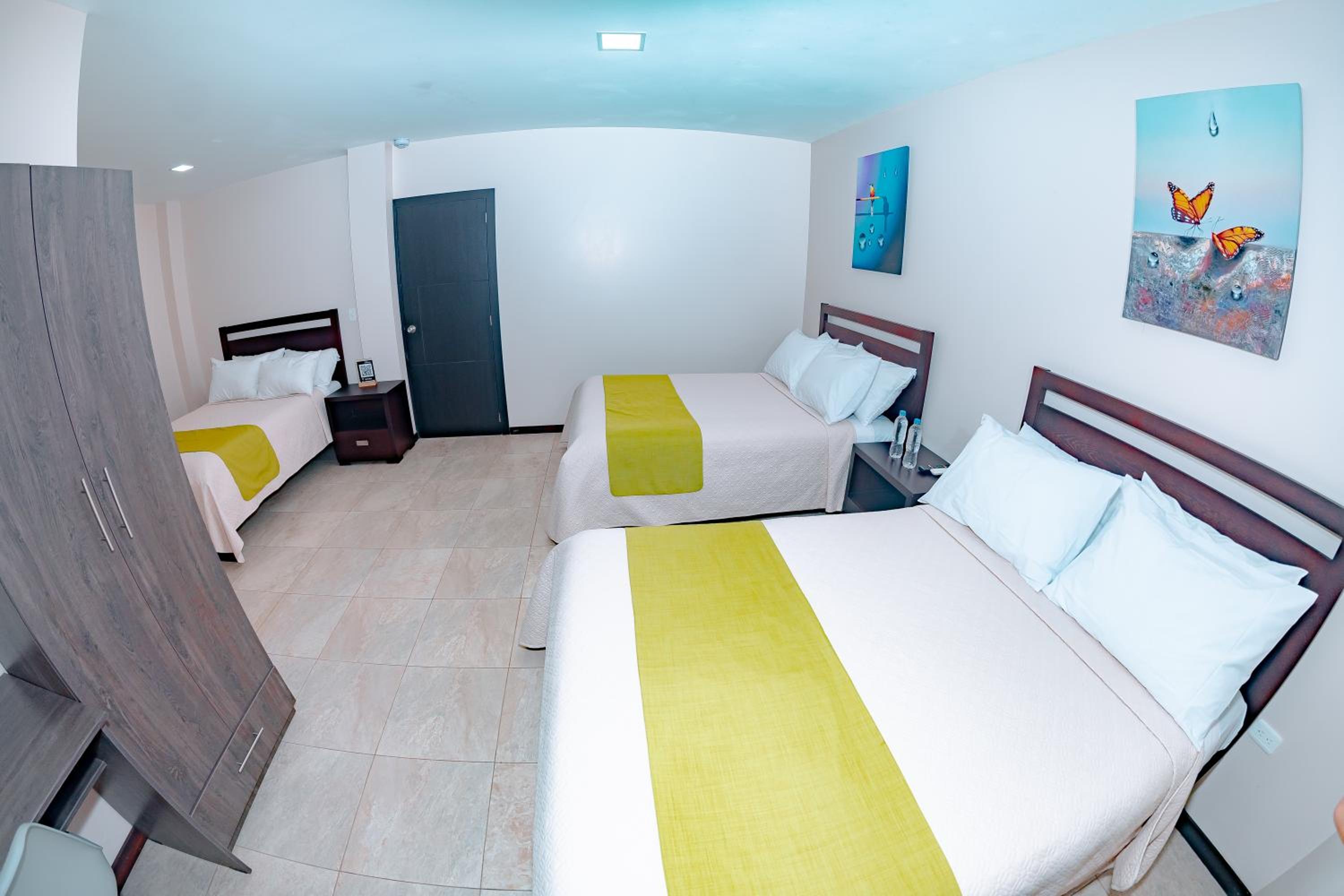 Triple Room