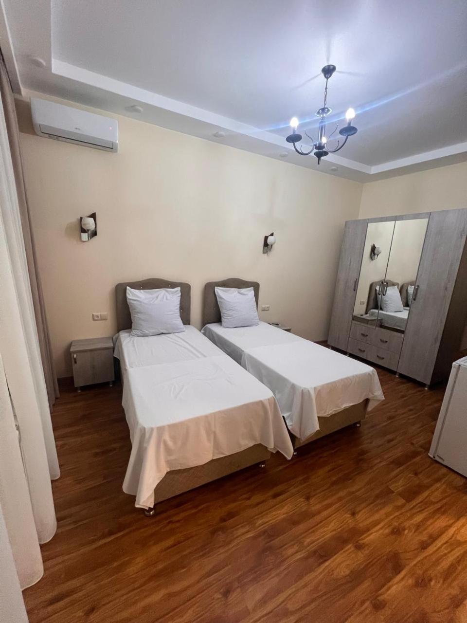 Quadruple Room with Terrace photo 3