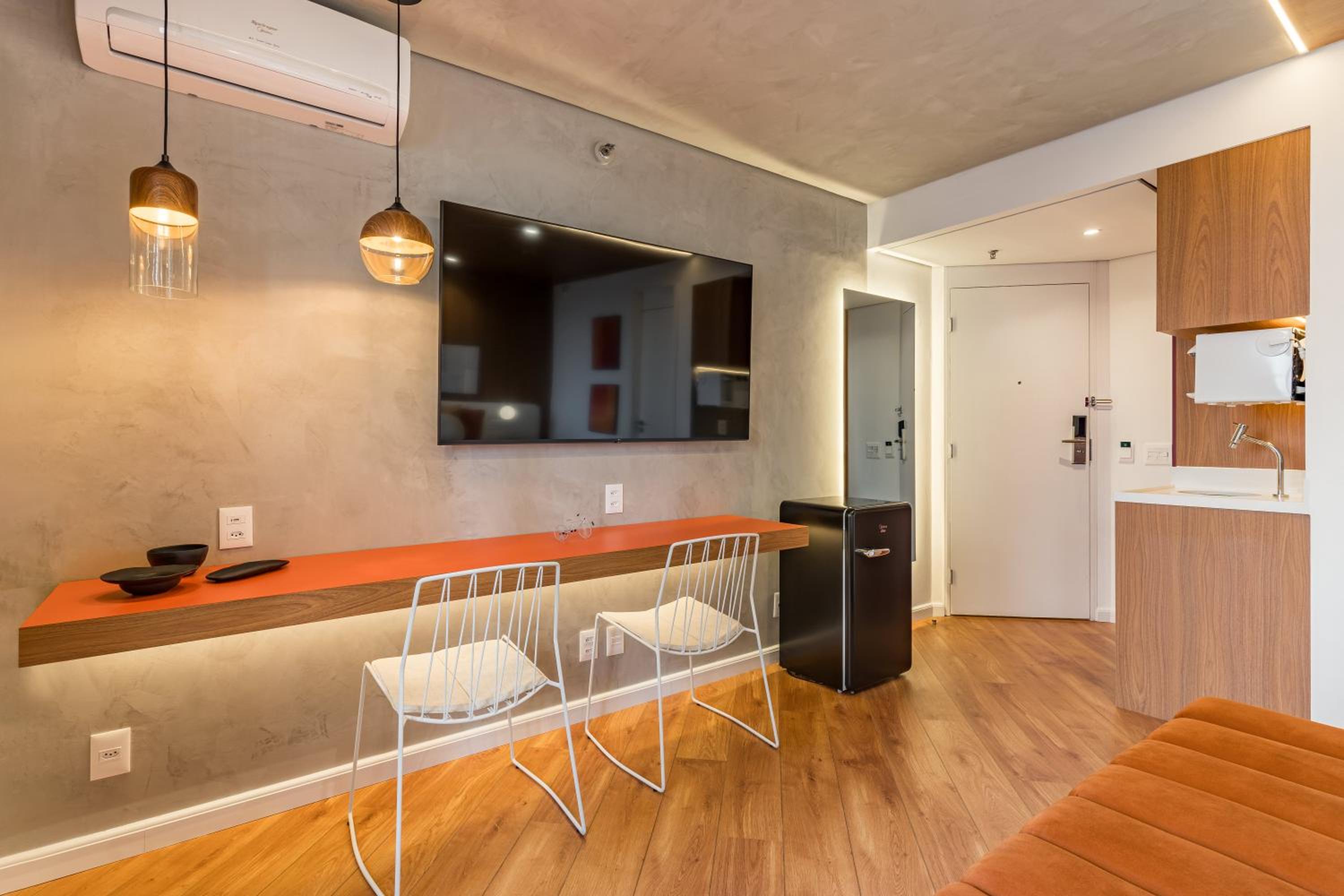 Apartment - Photo 3