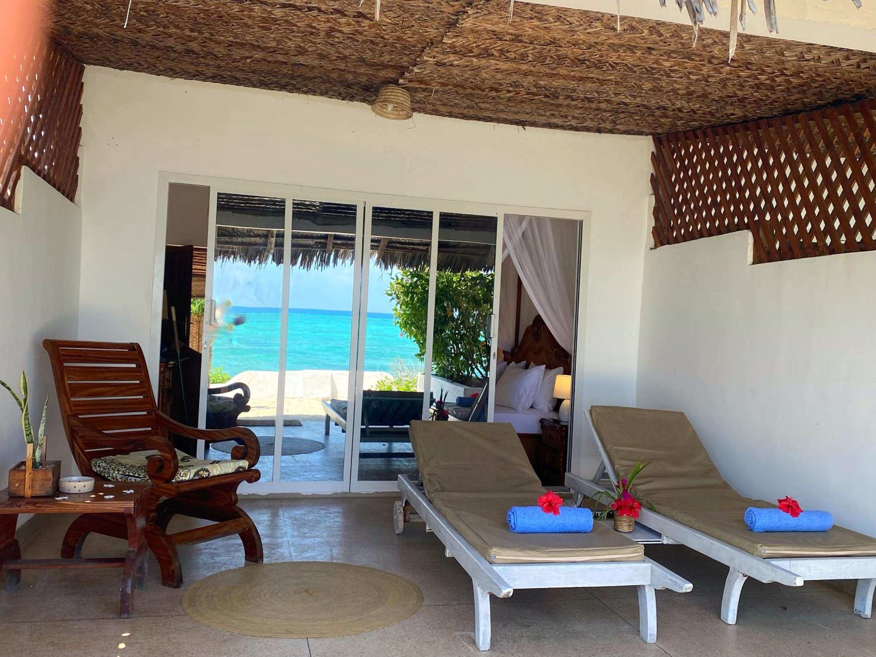 Deluxe Double Room with Sea View photo 2