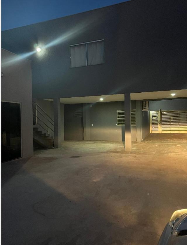 One-Bedroom Loft Apartment with Balcony photo 3