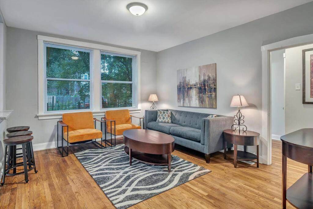 Apartment photo 1