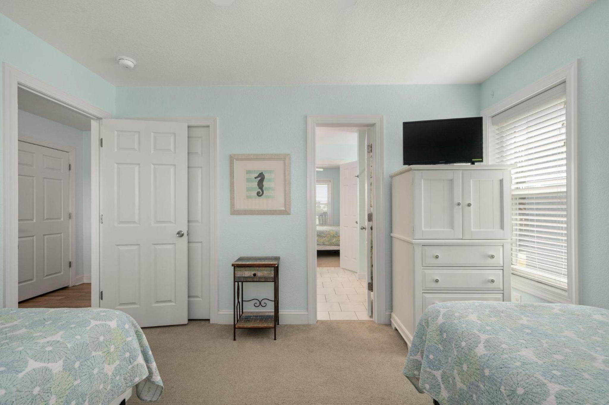 Four-Bedroom Vacation Home photo 3