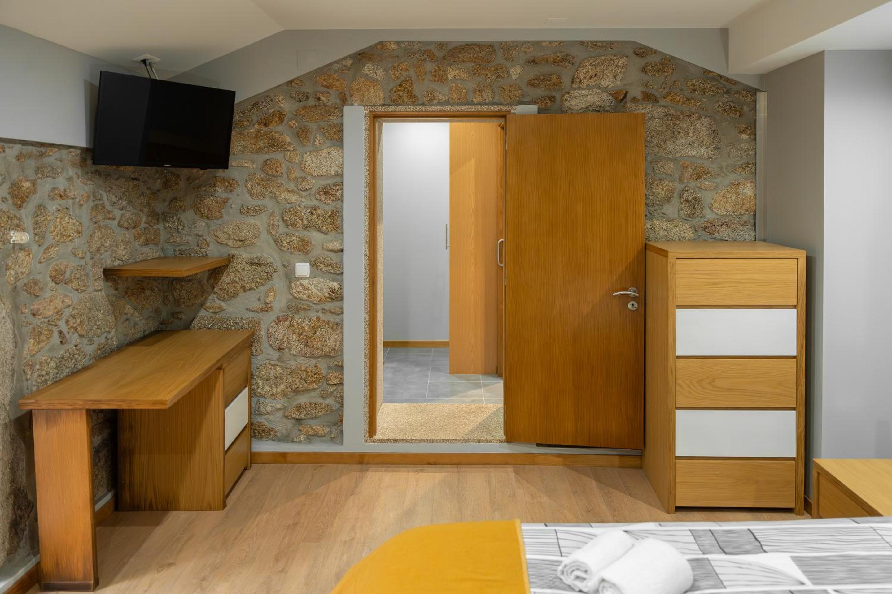 One-Bedroom House photo 1