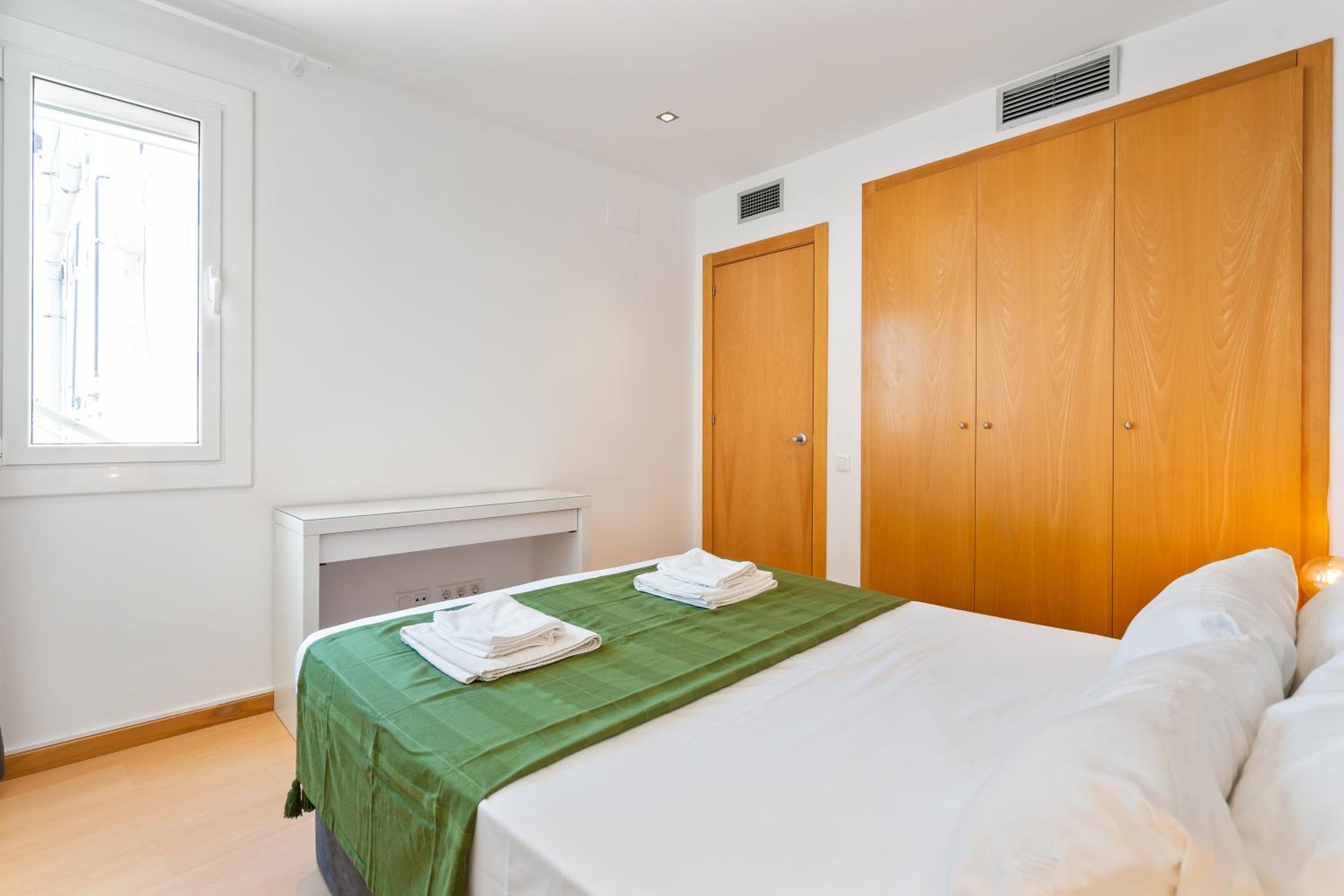 Apartment with Terrace photo 2