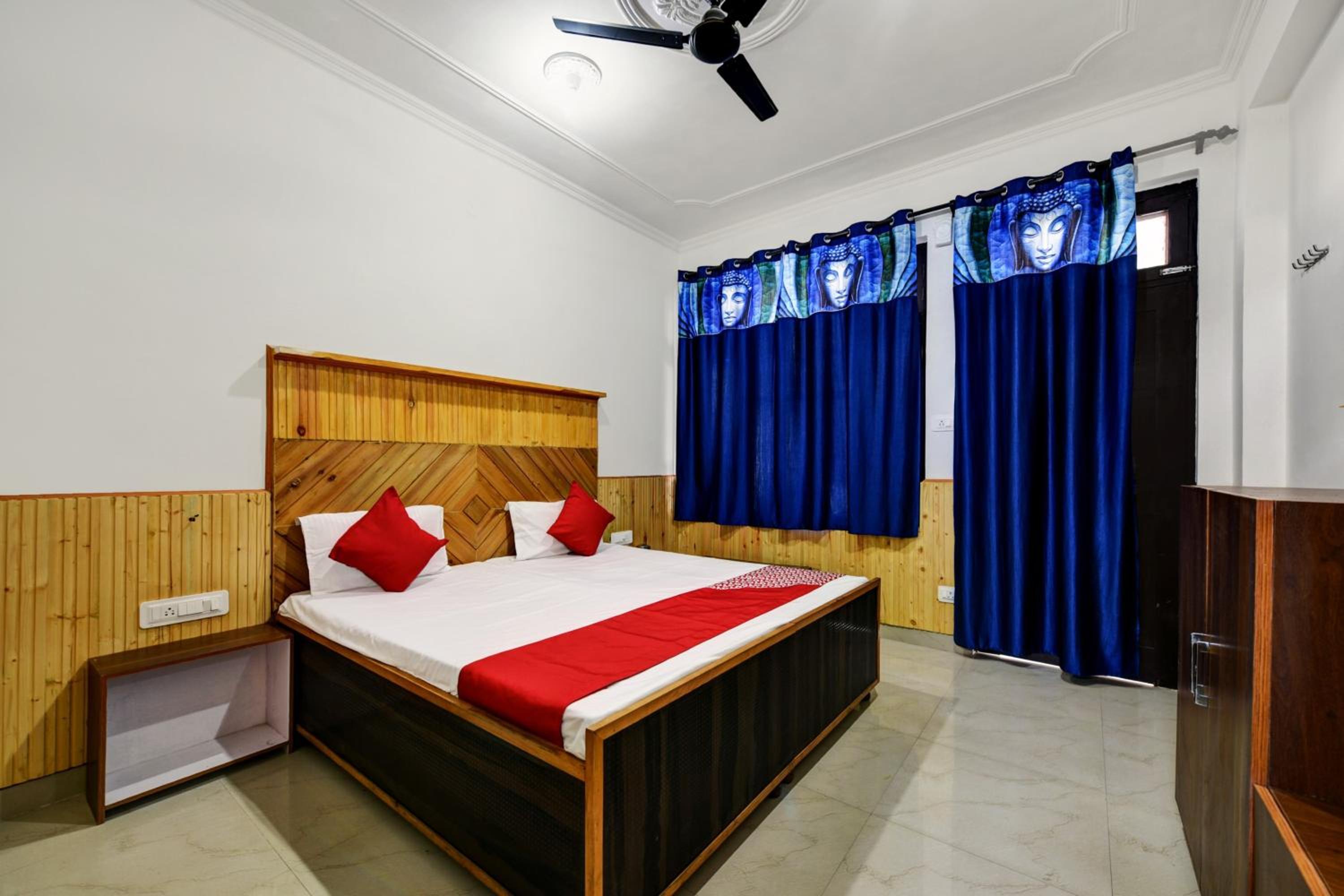 Classic Triple Room photo 1