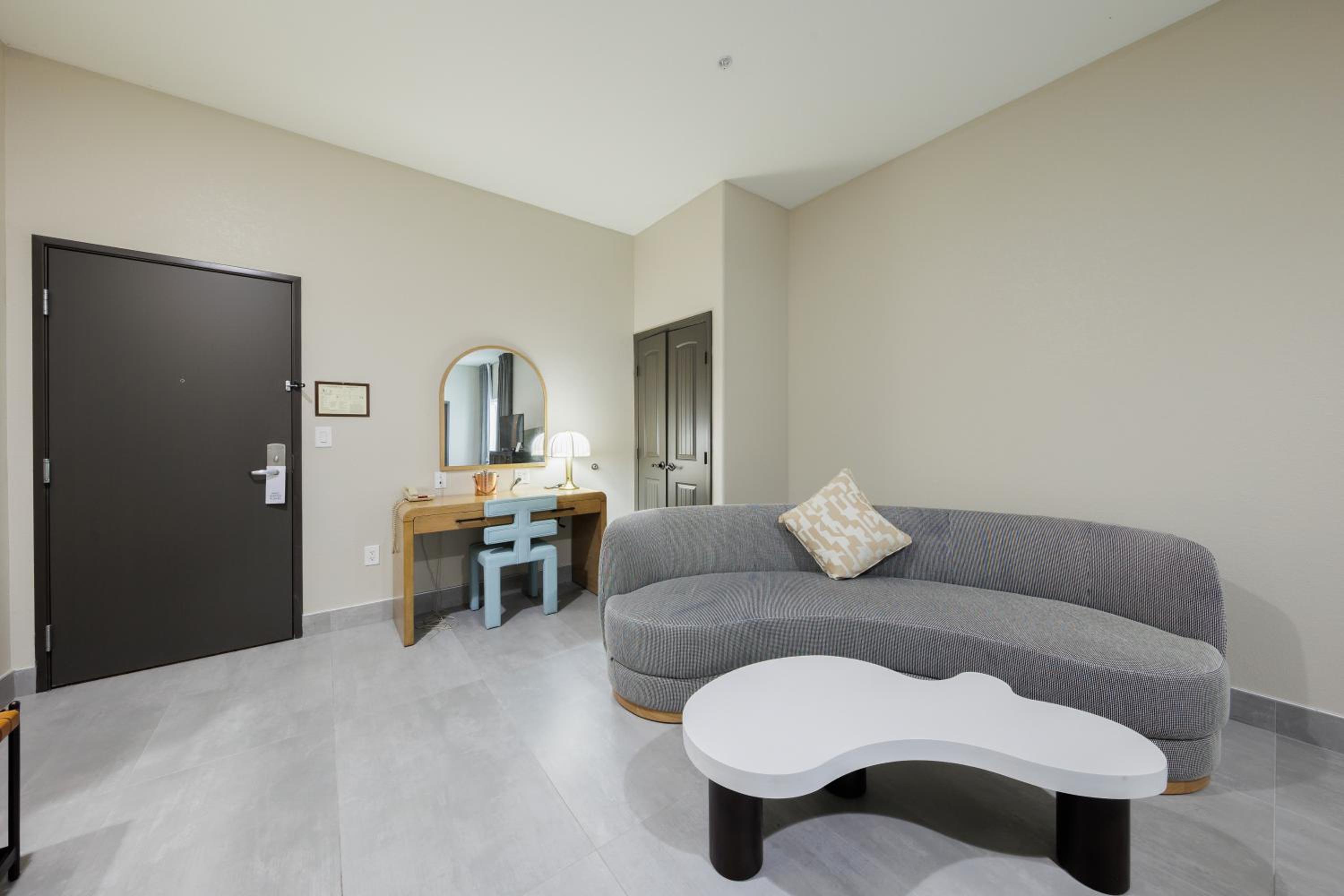 Single Room - Disability Access photo 2