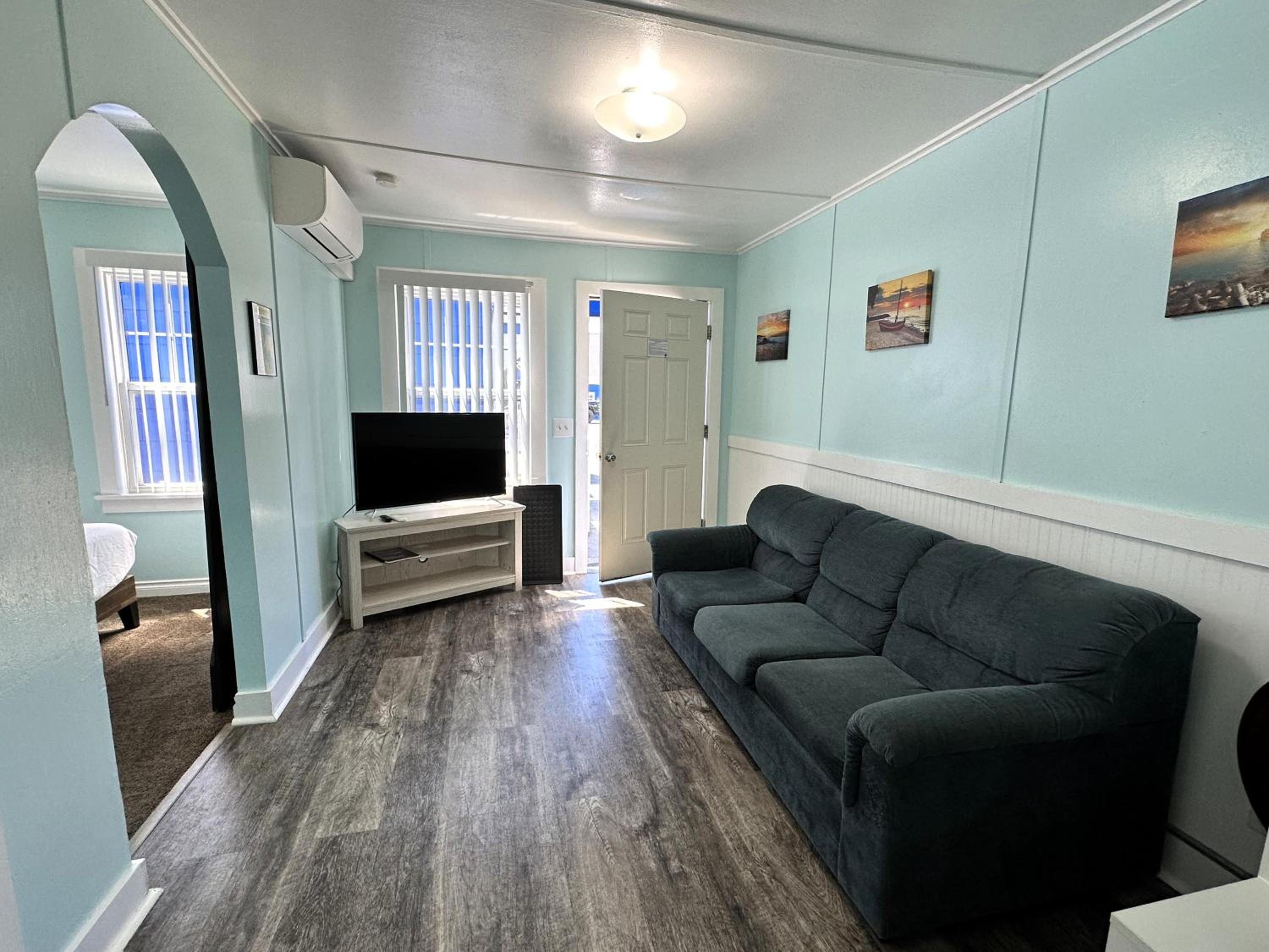 Family Suite (Pet Friendly)
