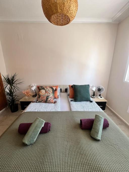 Apartamento de dos habitaciones con vista a la ciudad