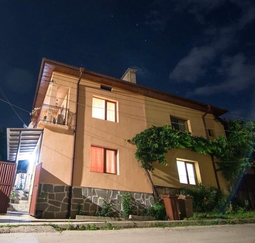 Three-Bedroom House photo 1