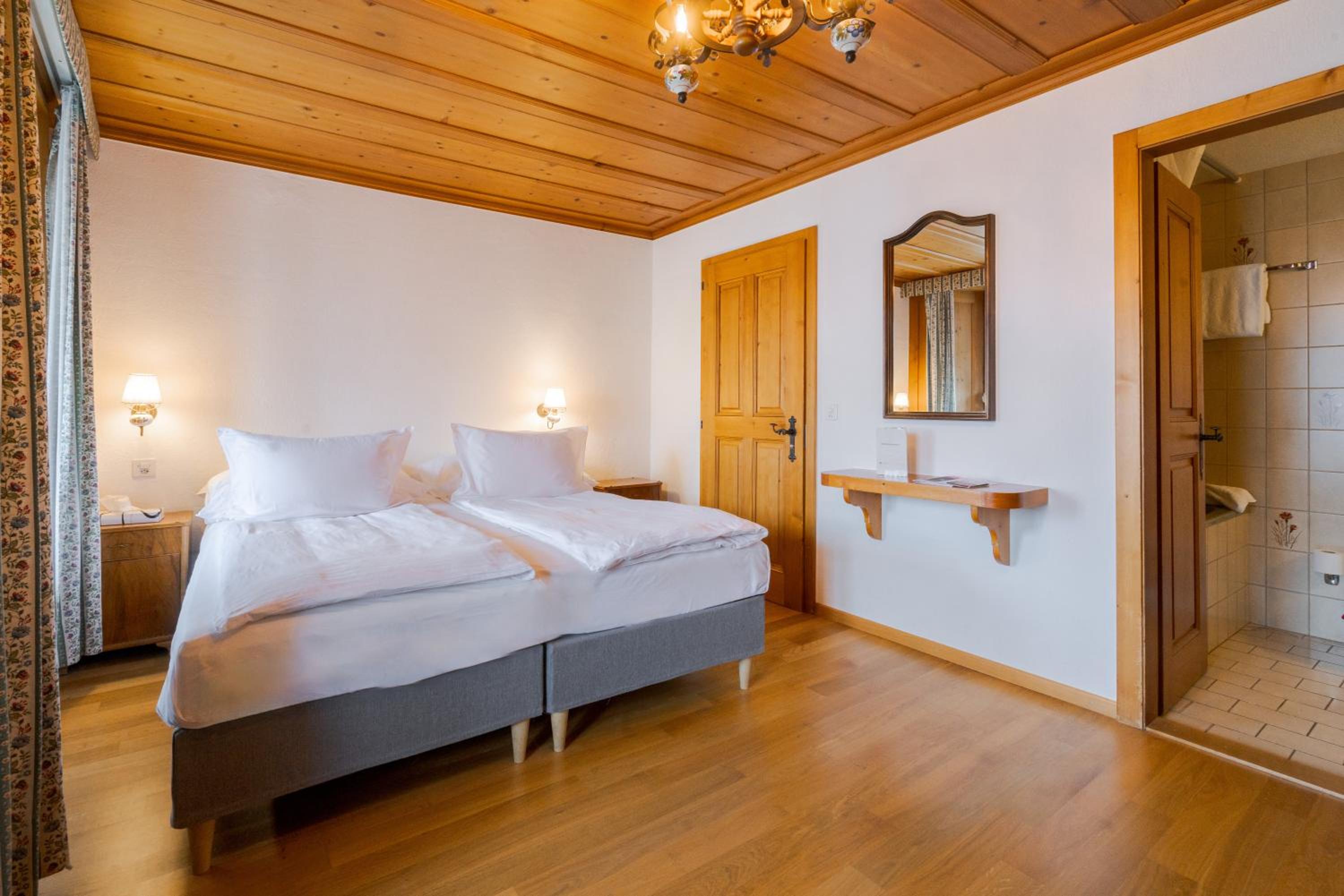 Superior Quadruple Room photo 3