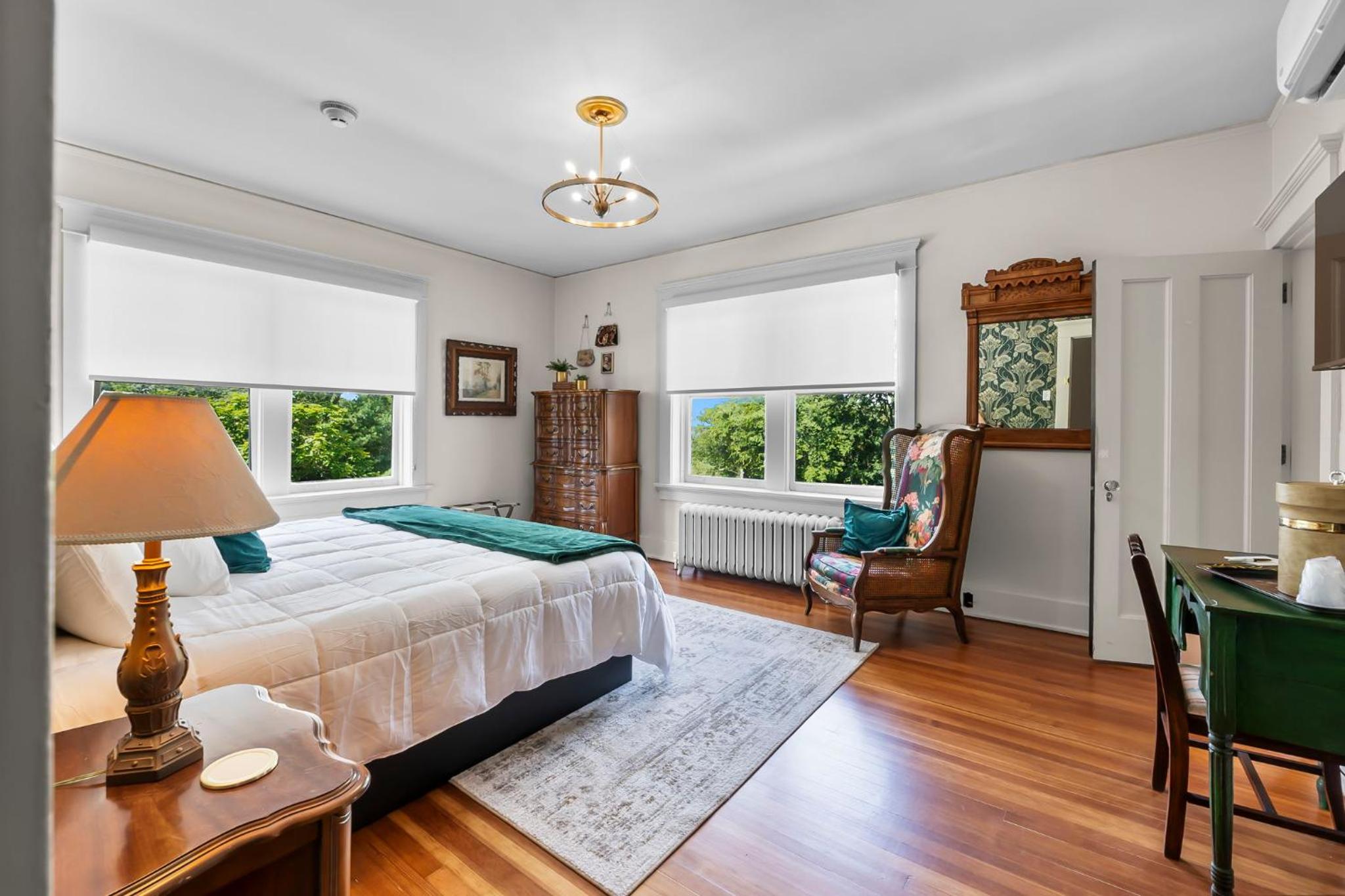 King Room with Garden View