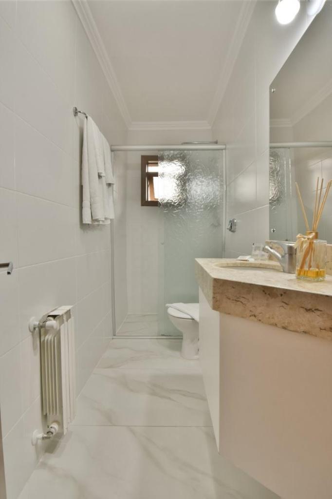 Standard Double or Twin Room photo 2