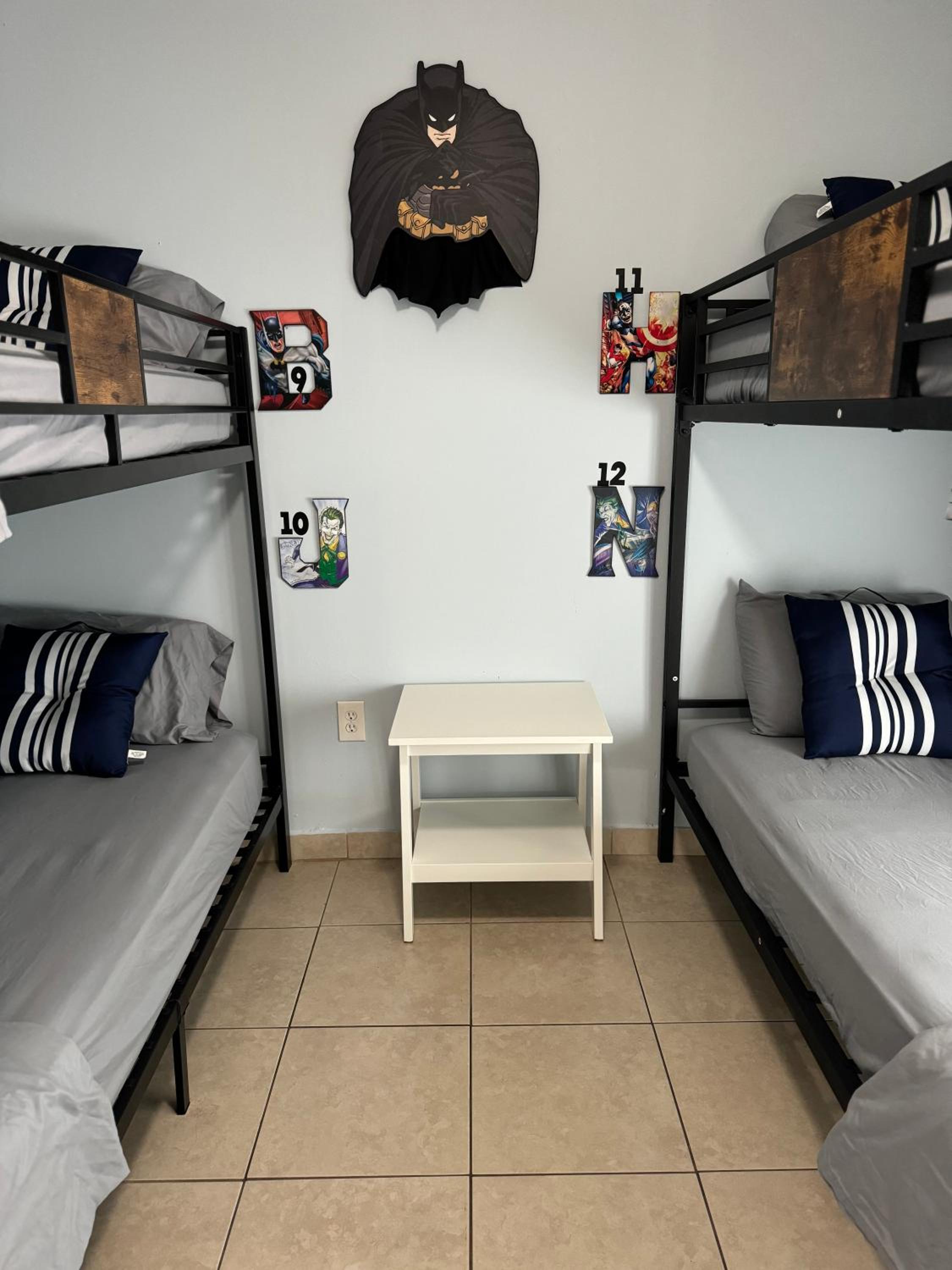 Bed in 4-Bed Dormitory Room photo 2