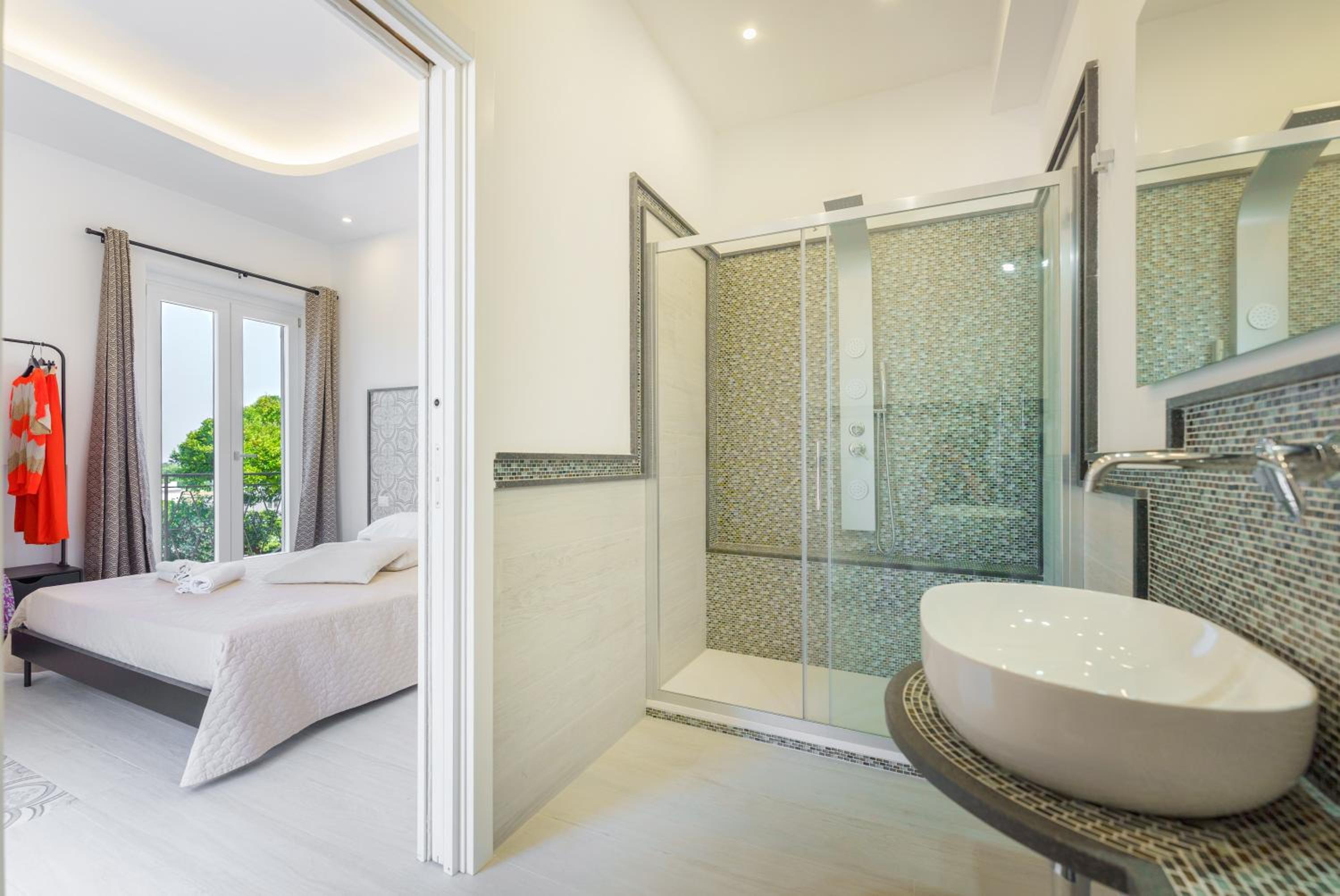King Room with Garden View photo 2