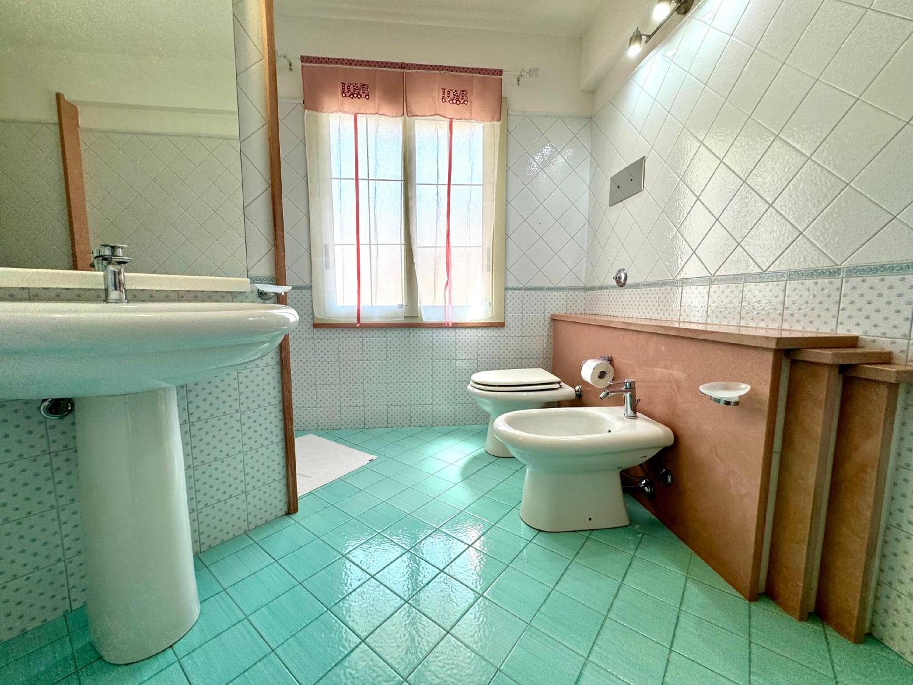 Triple Room with Private Bathroom photo 3