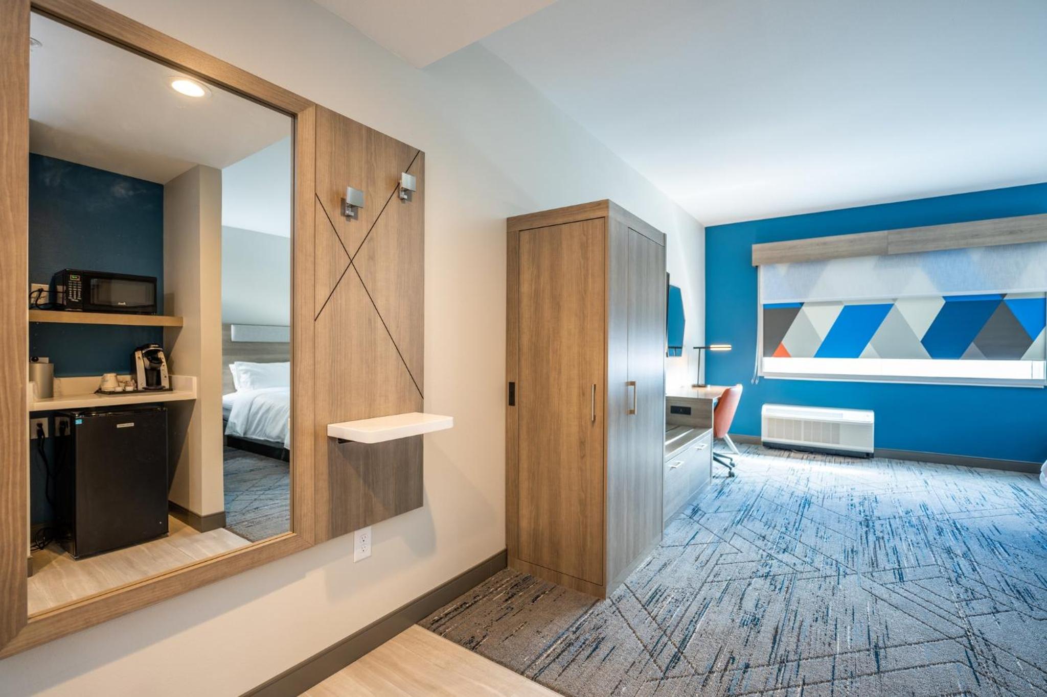 King Suite - Photo 8